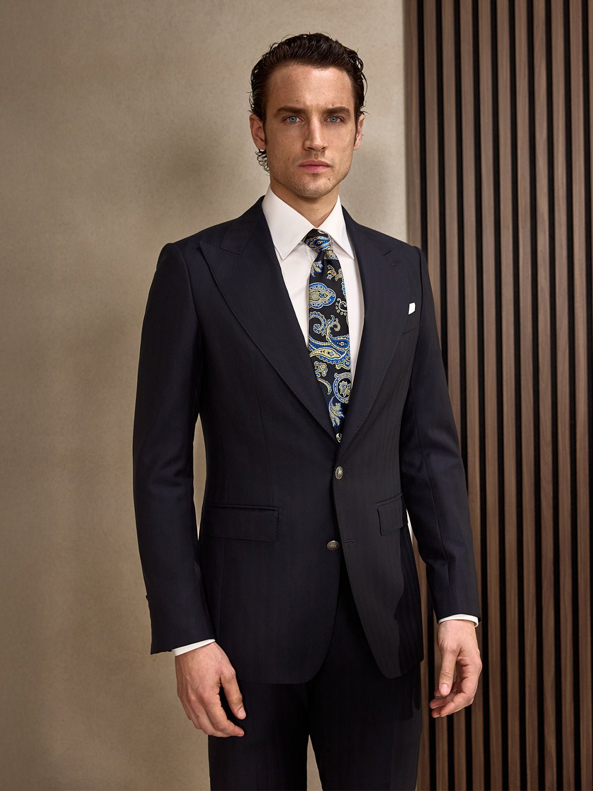 Costum lana virgina Vitale Barberis Canonico, nasturi metalici - Viggo