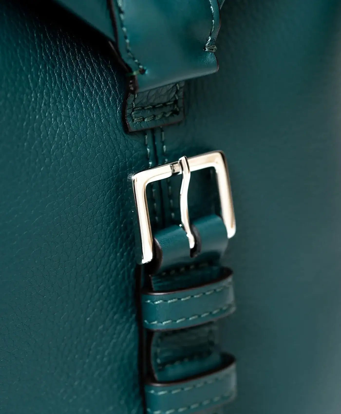 Geanta verde de voiaj piele vitel