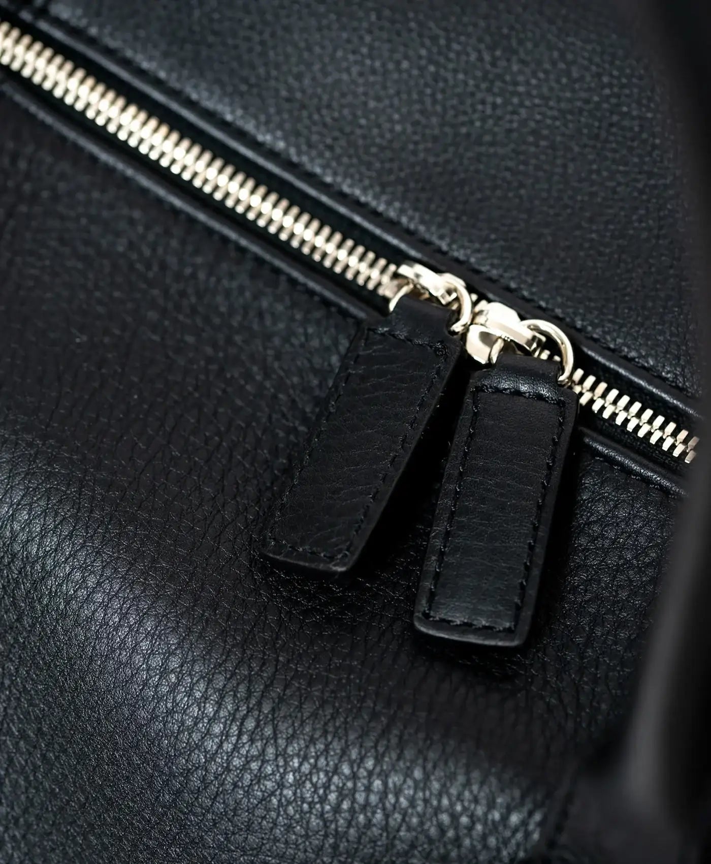 Geanta neagra de voiaj piele vitel