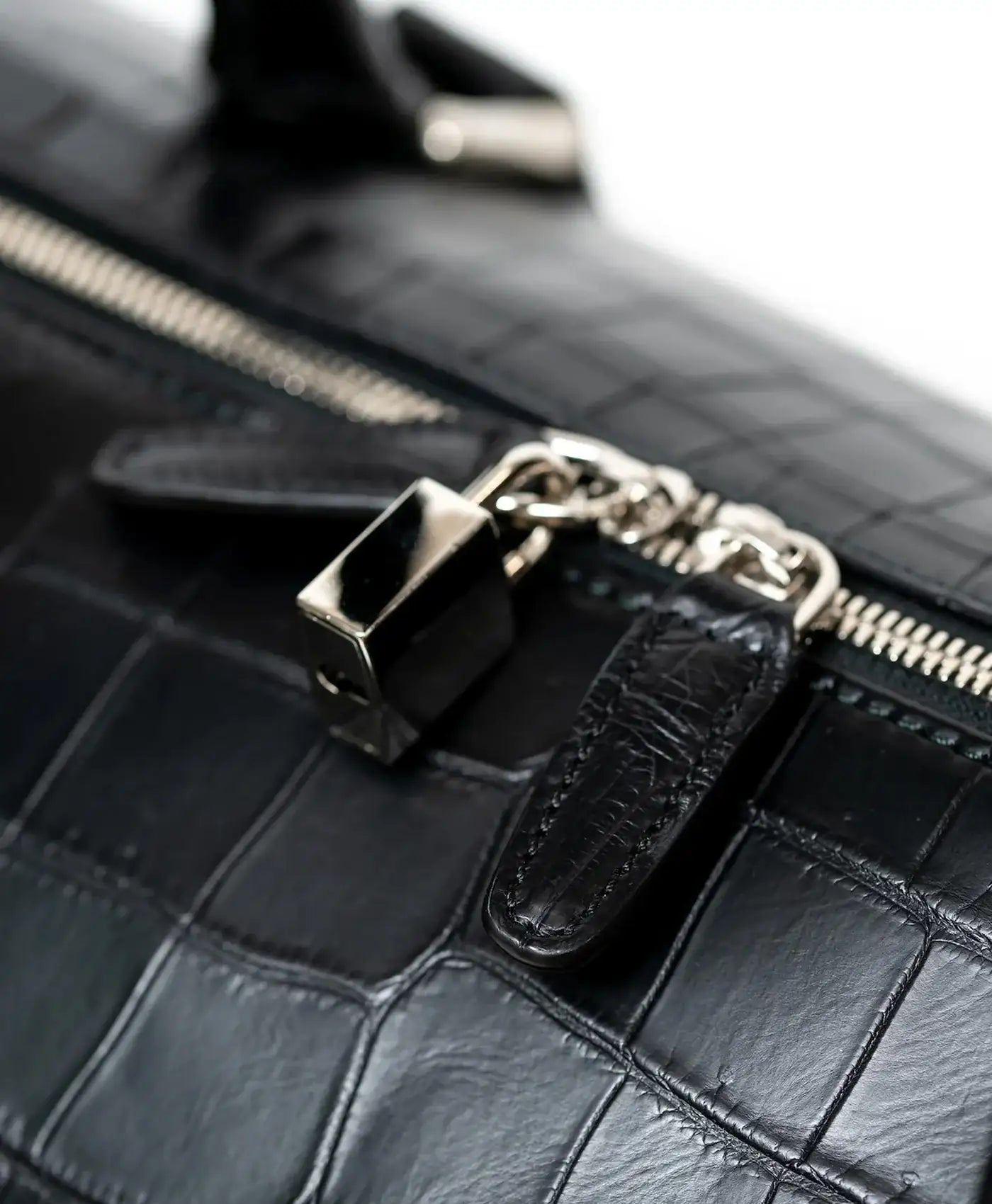 Geanta neagra de voiaj piele crocodil