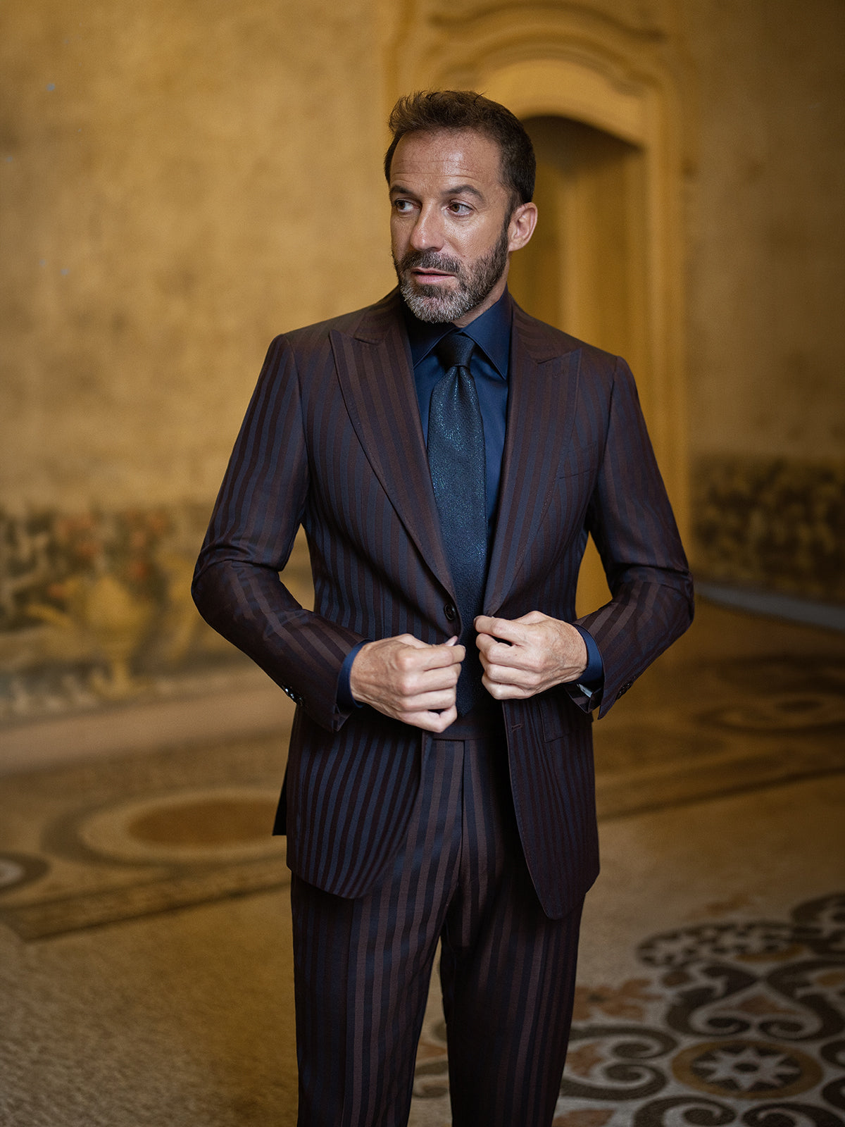 Costum maro inchis in dungi, Made to Measure, lana