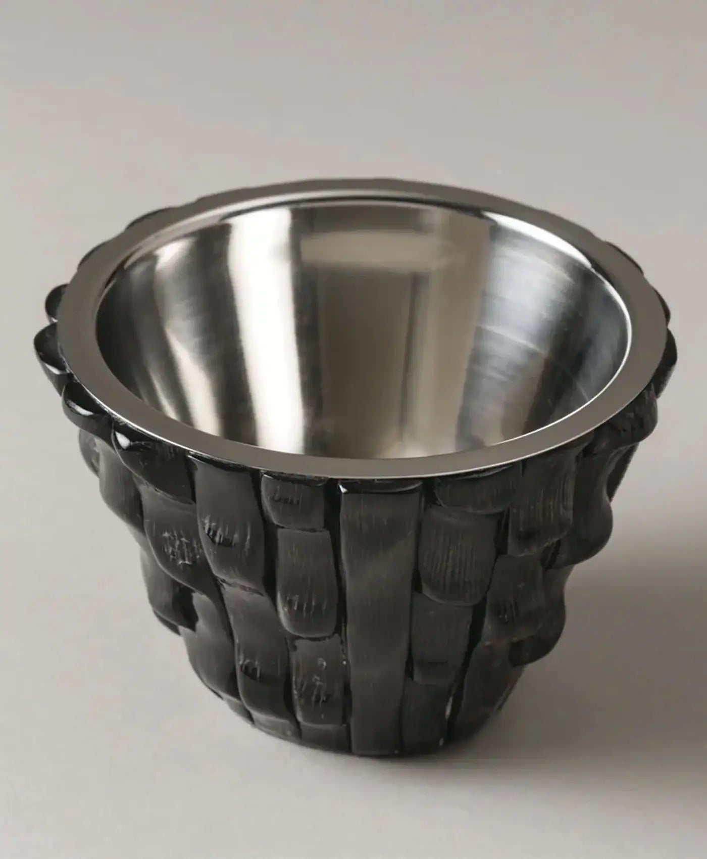 Mojar spuma de ras din corn de antilopa