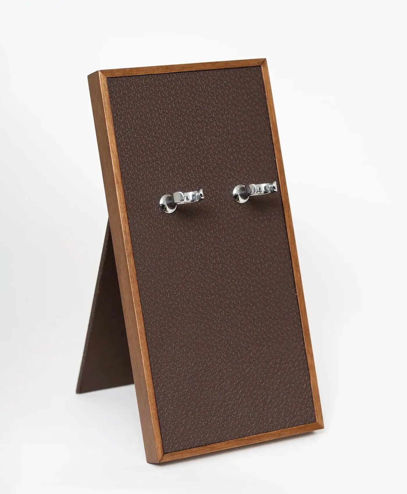 Suport de perii intretinere haine