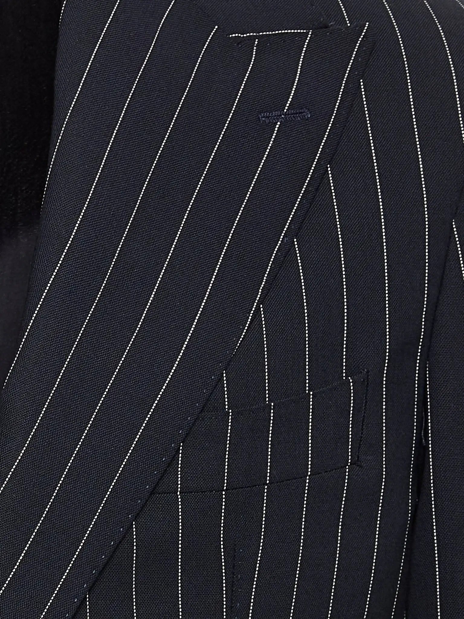 COSTUM TESATURA FRATELLI TALLIA DI DELFINO NEGRU IN DUNGI