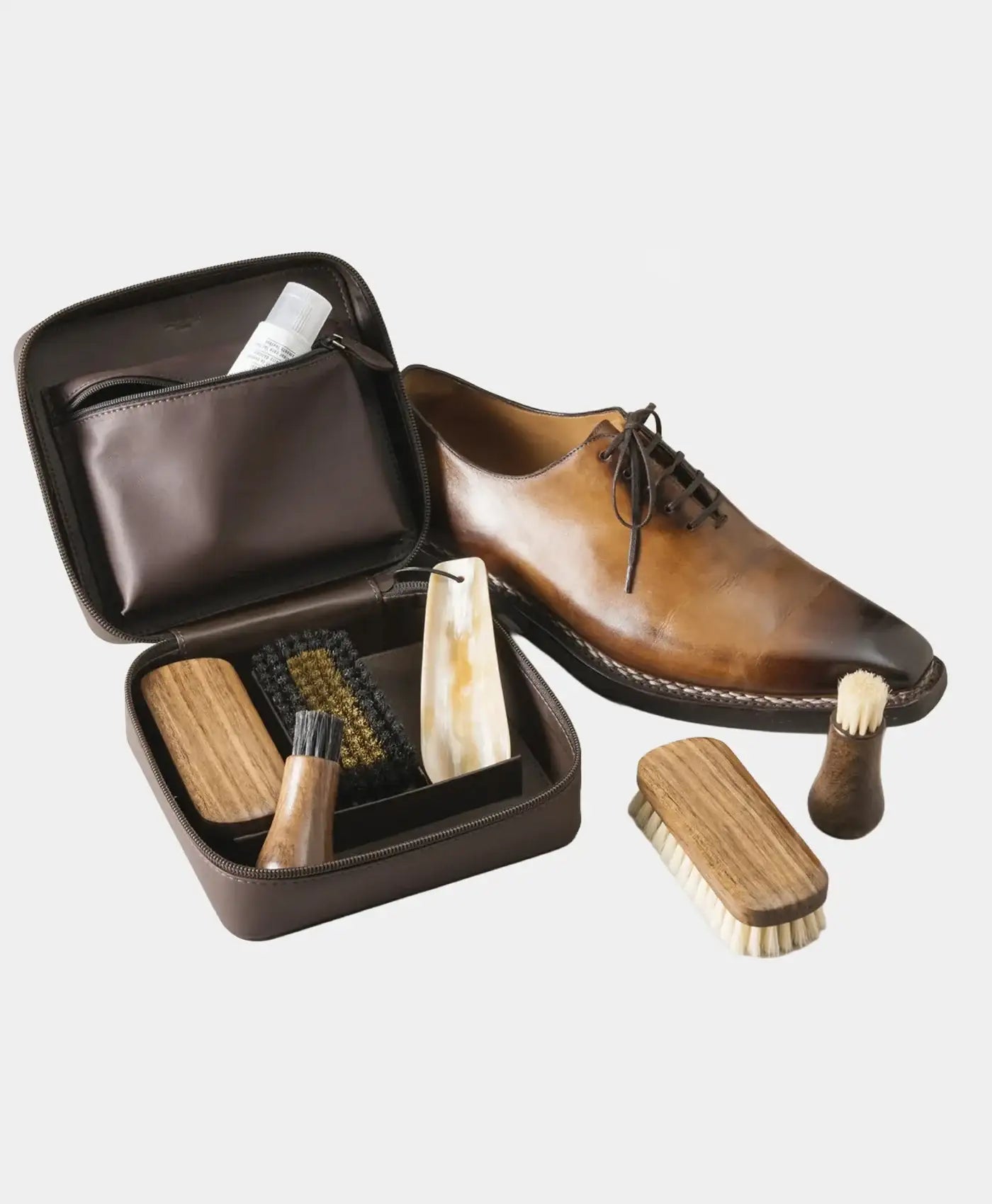 Set piele neagra ingrijire pantofi - travelling