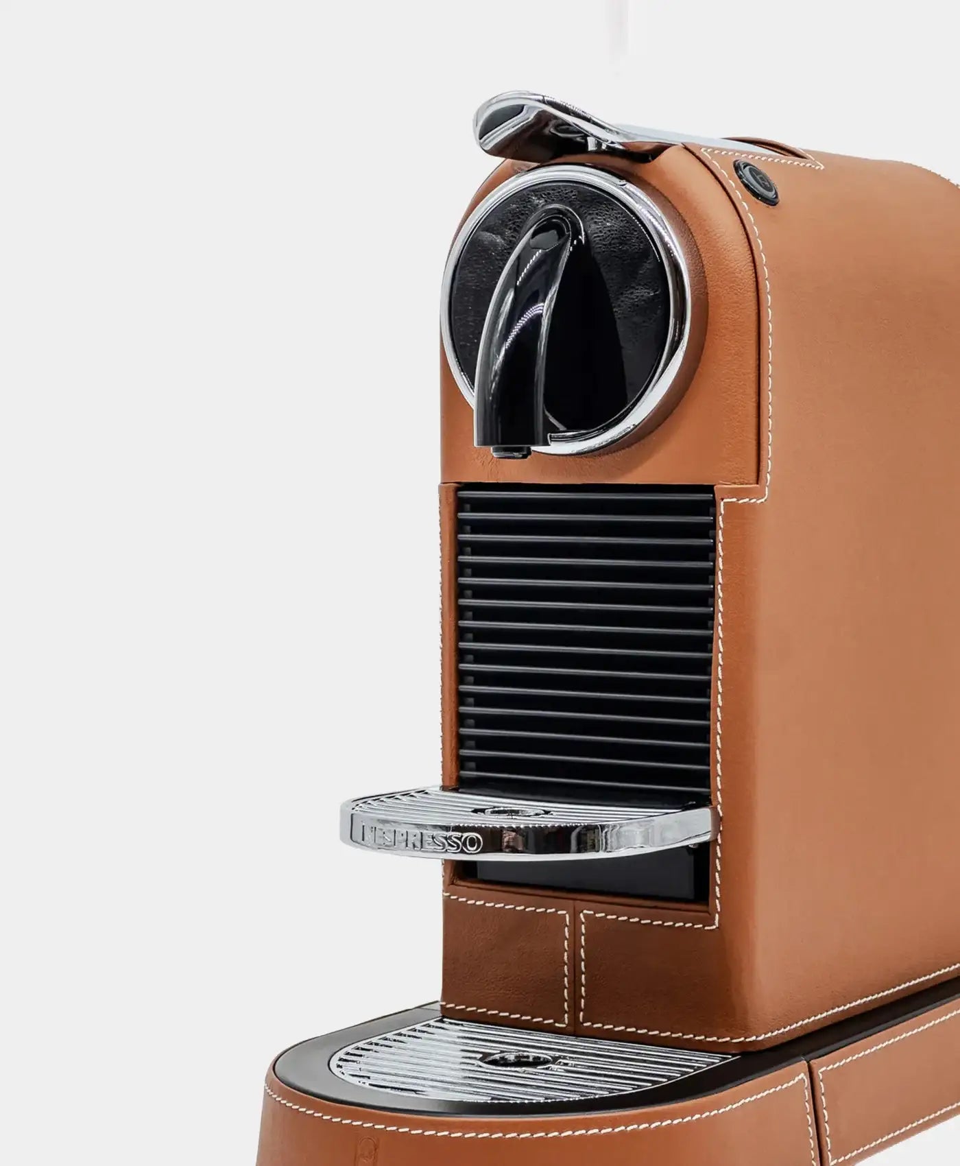 Espressor Nespresso Citiz piele maro