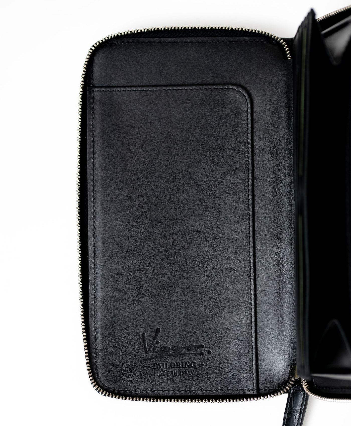 Portofel negru mat piele crocodil, de mana