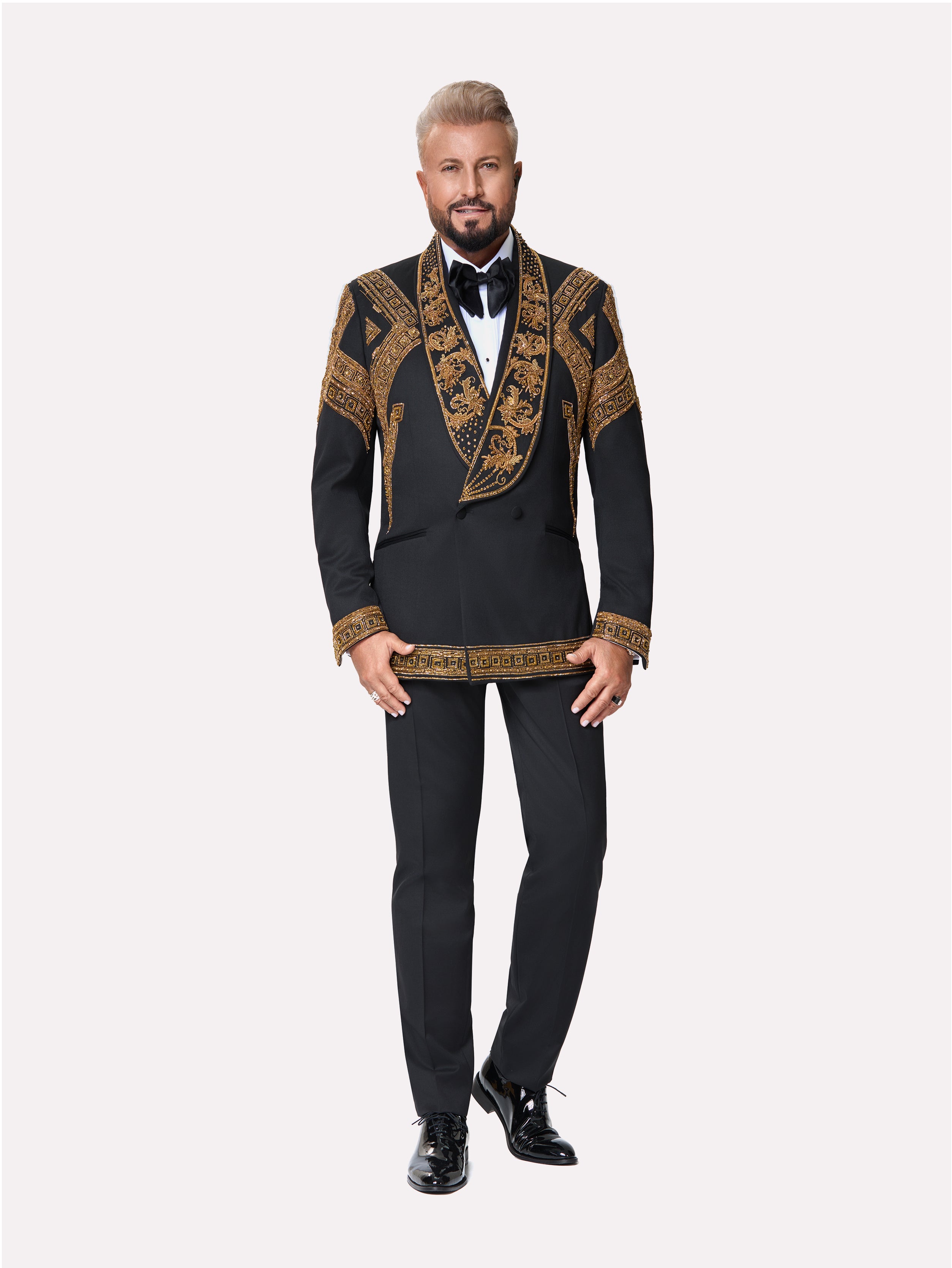 Sacou smoking made to measure la doua randuri de nasturi cu broderie manuala
