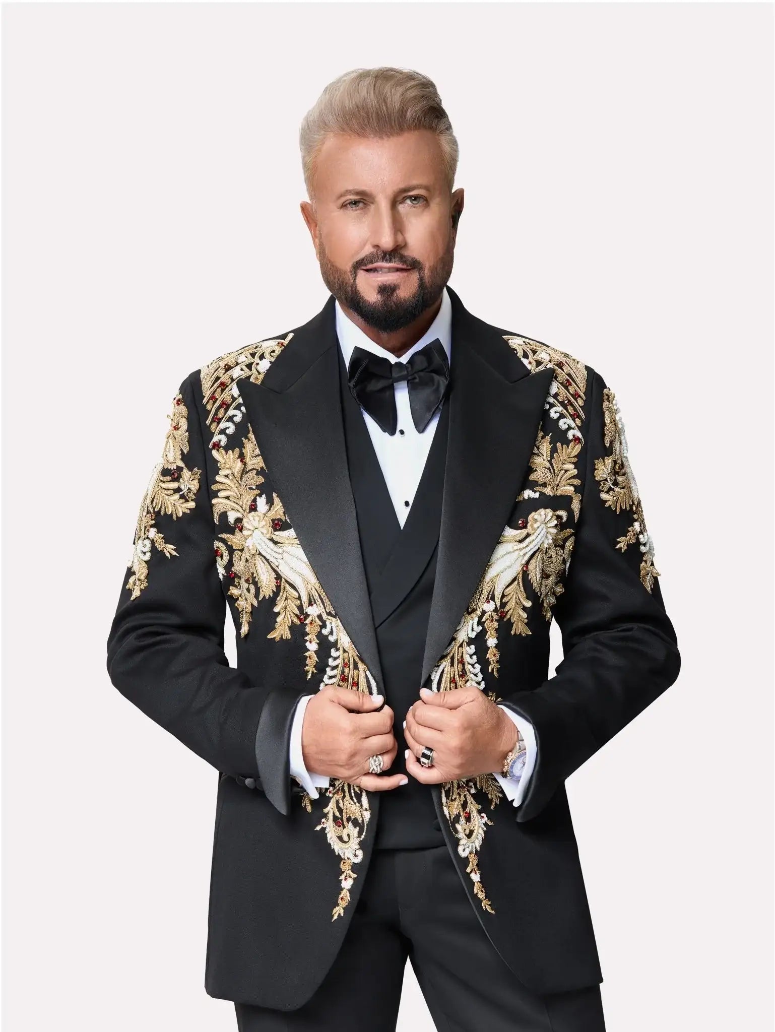 Sacou smoking made to measure cu broderie manuala