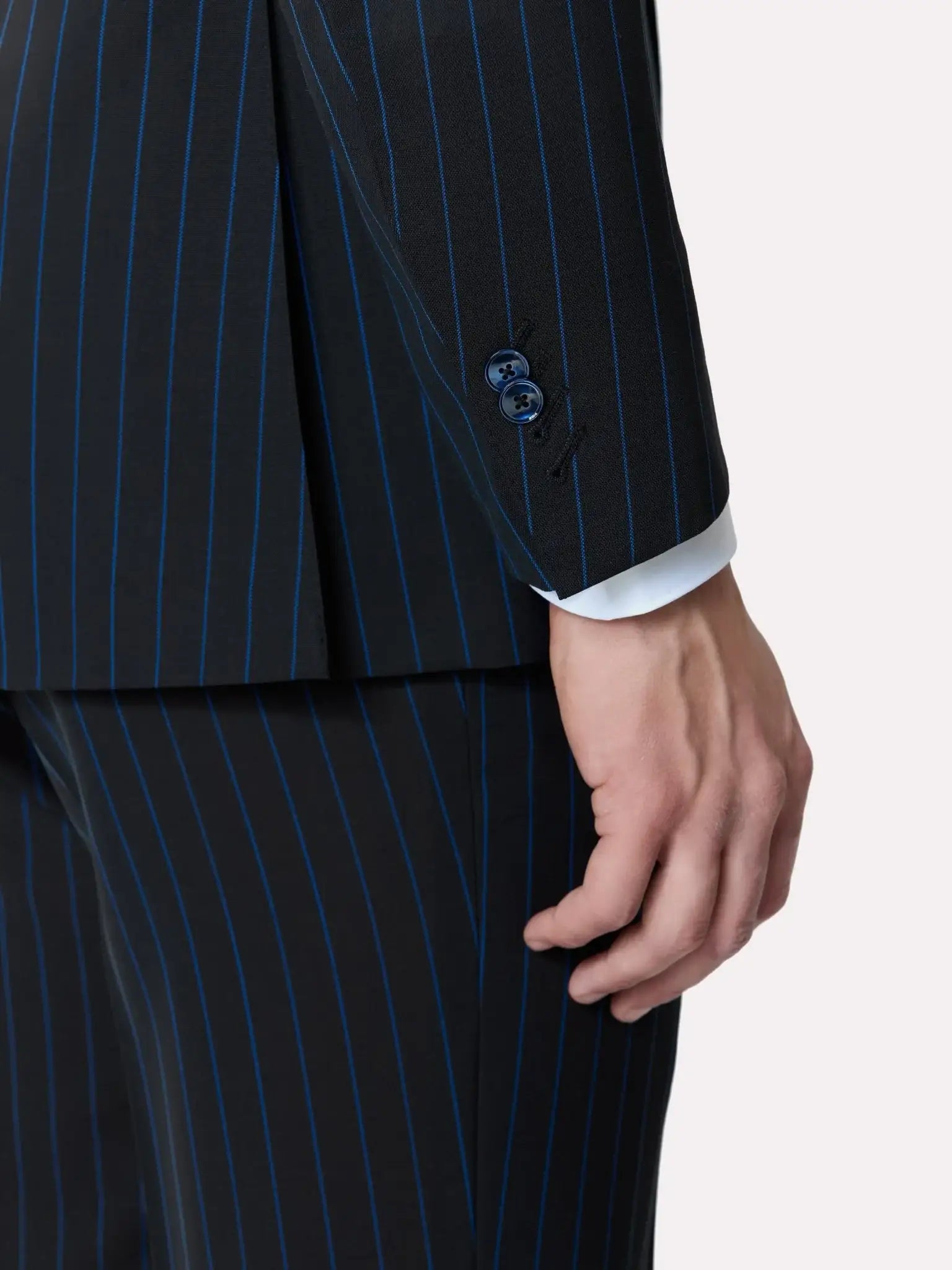 Costum tesatura Tallia di Delfino, made to measure, maro cu dungi