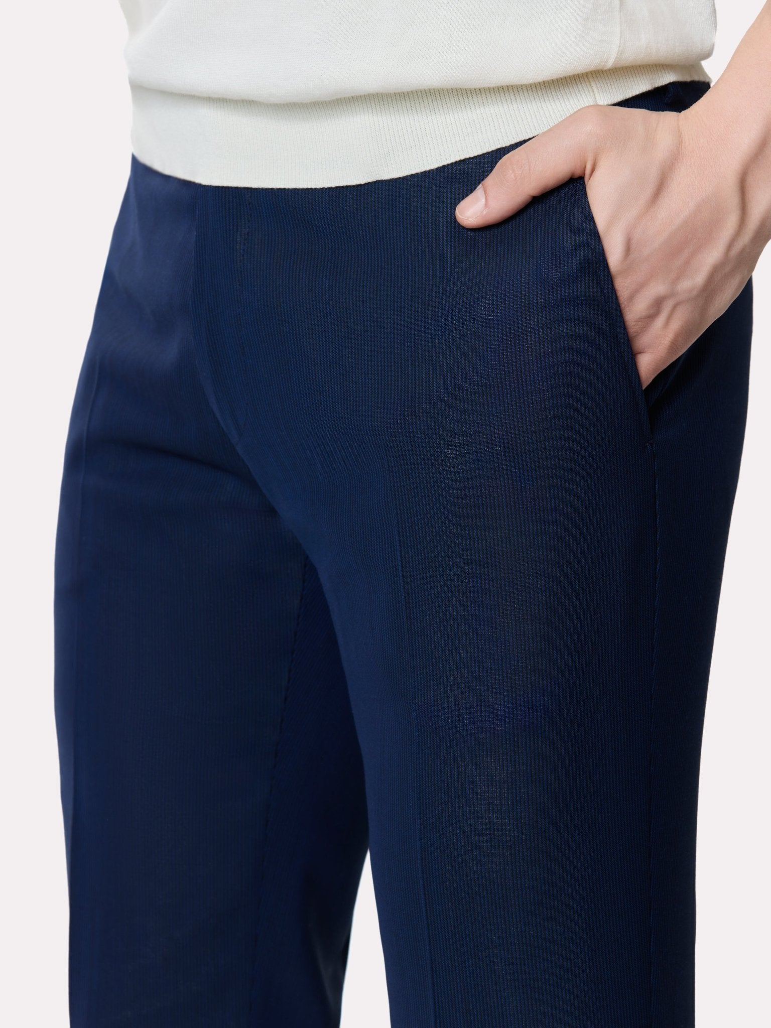 Costum tesatura Tallia di Delfino, made to measure, navy cu dungi fine - Viggo