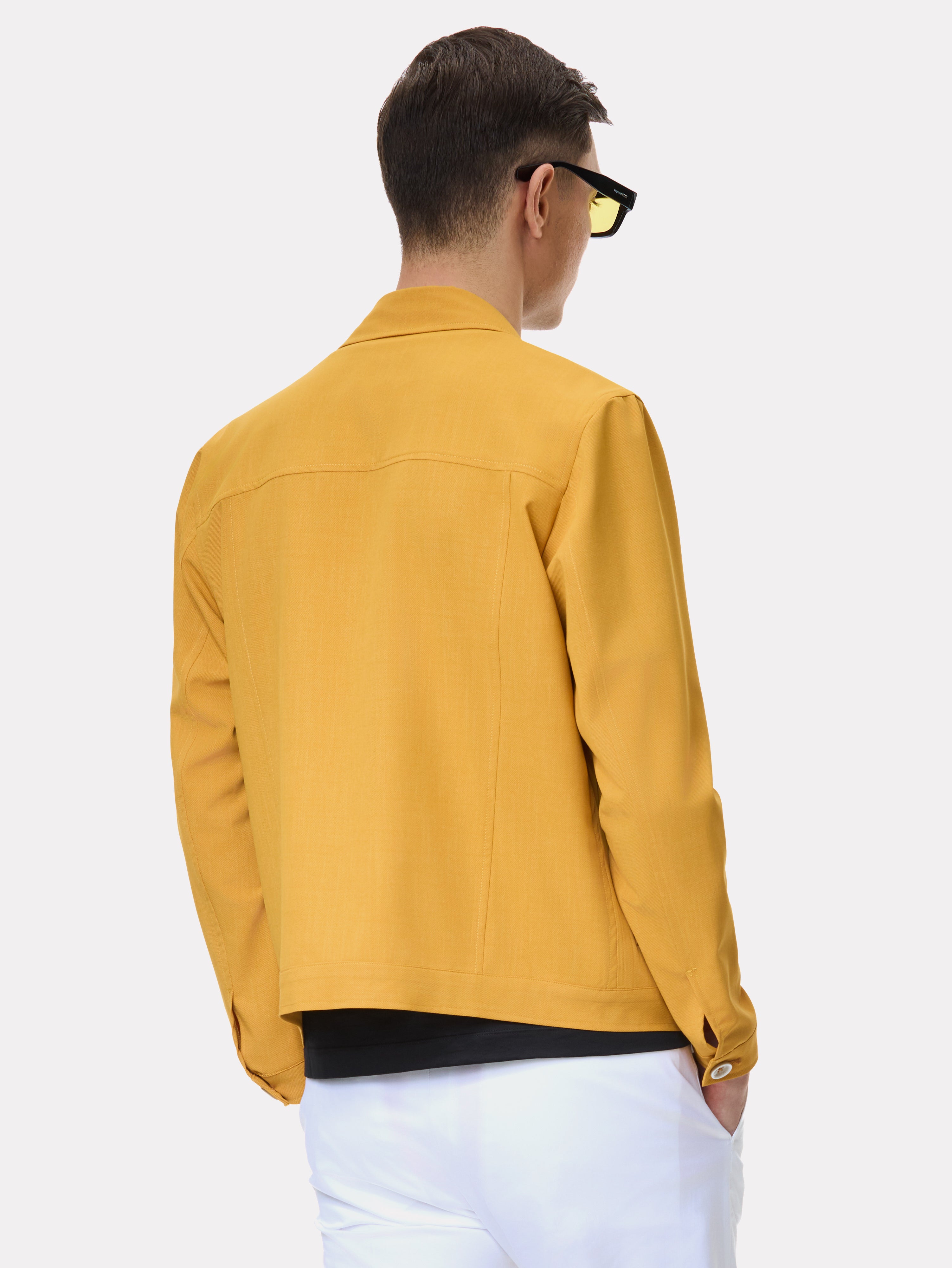 Short mustard jacket with patch pockets