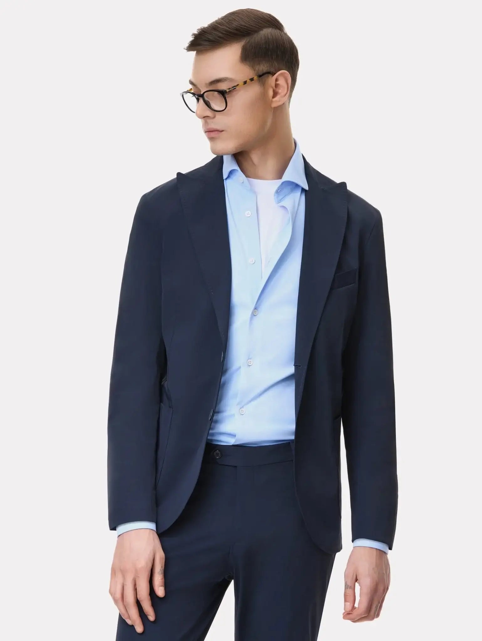 Costum slim fit bleumarin