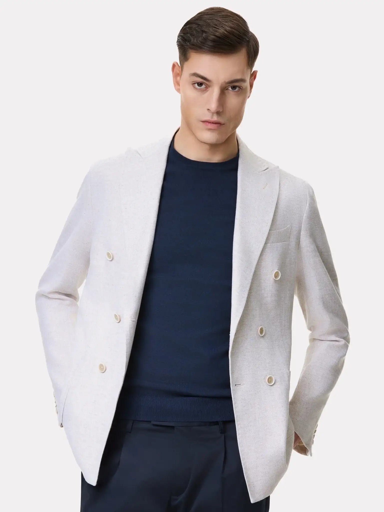 Sacou bej la doua randuri de nasturi