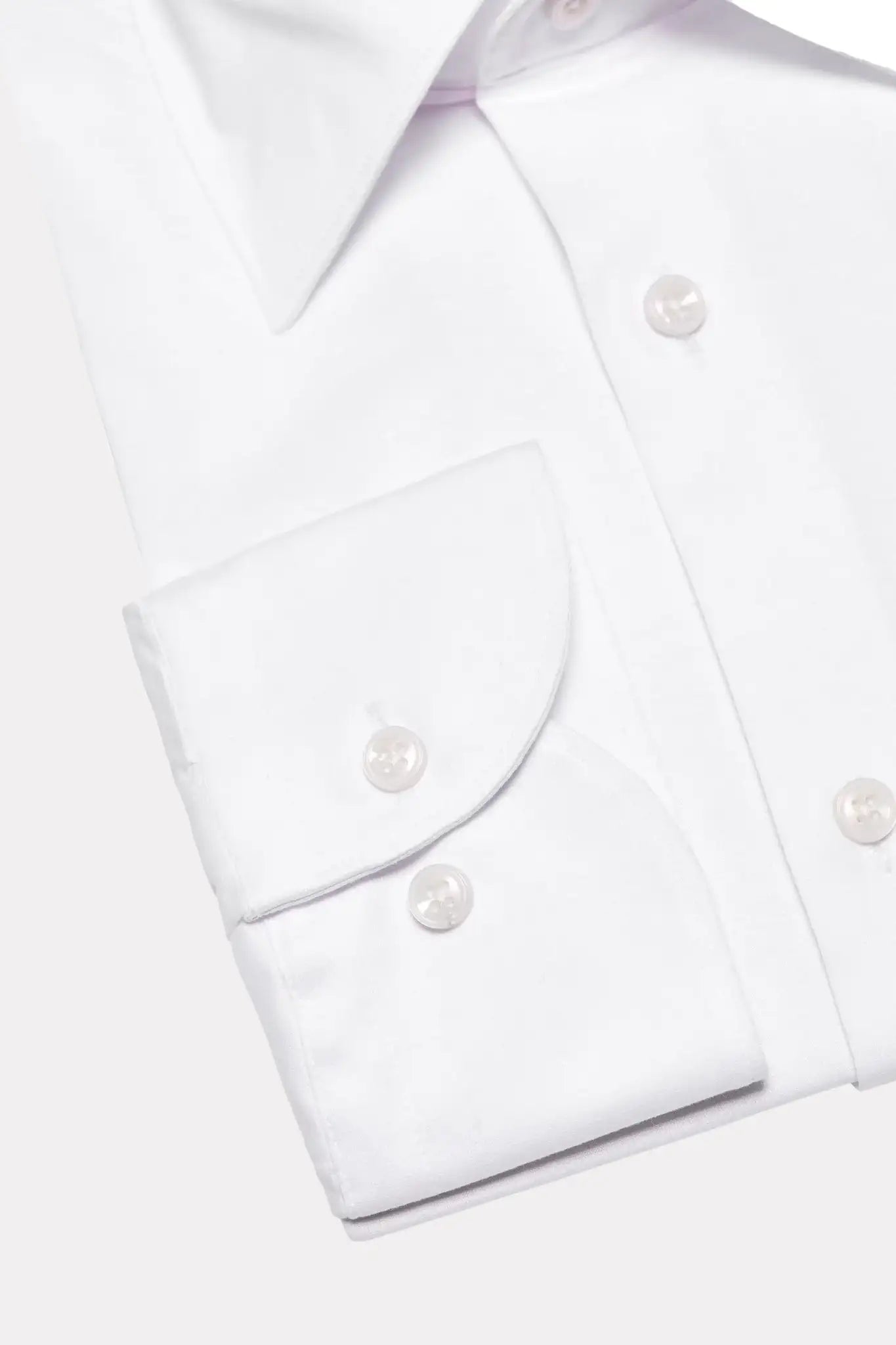 White jersey shirt, techno fabric