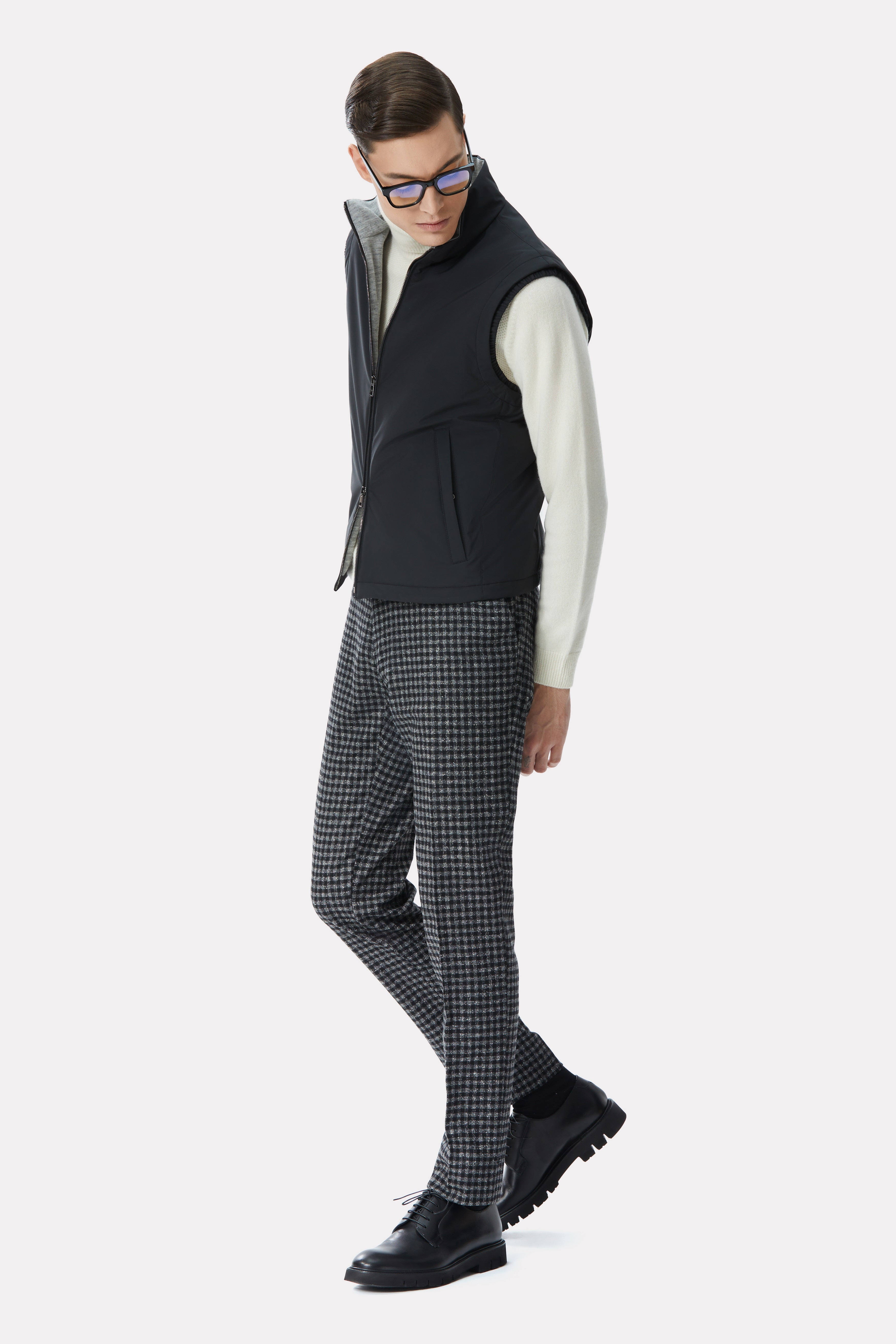 Black vest with cashmere lining