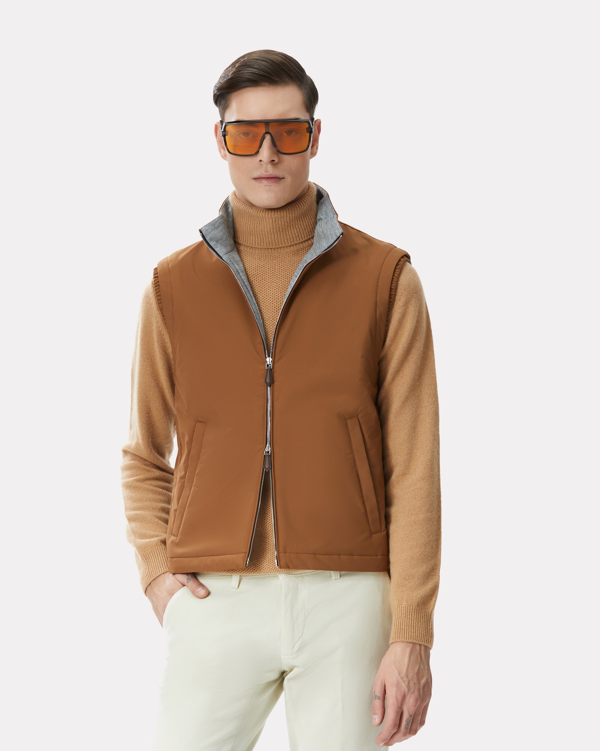 Camel vest with cashmere lining