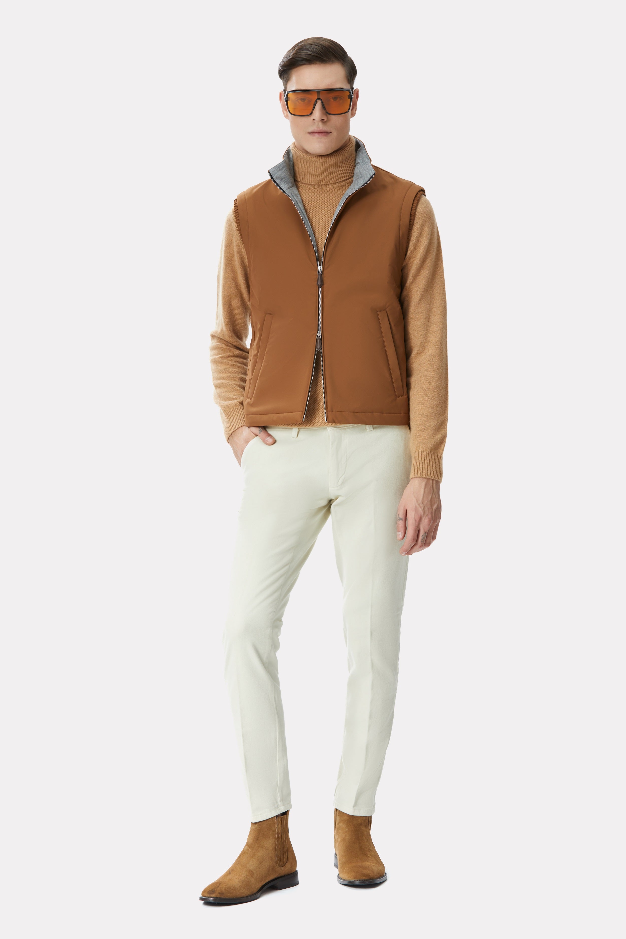 Camel vest with cashmere lining
