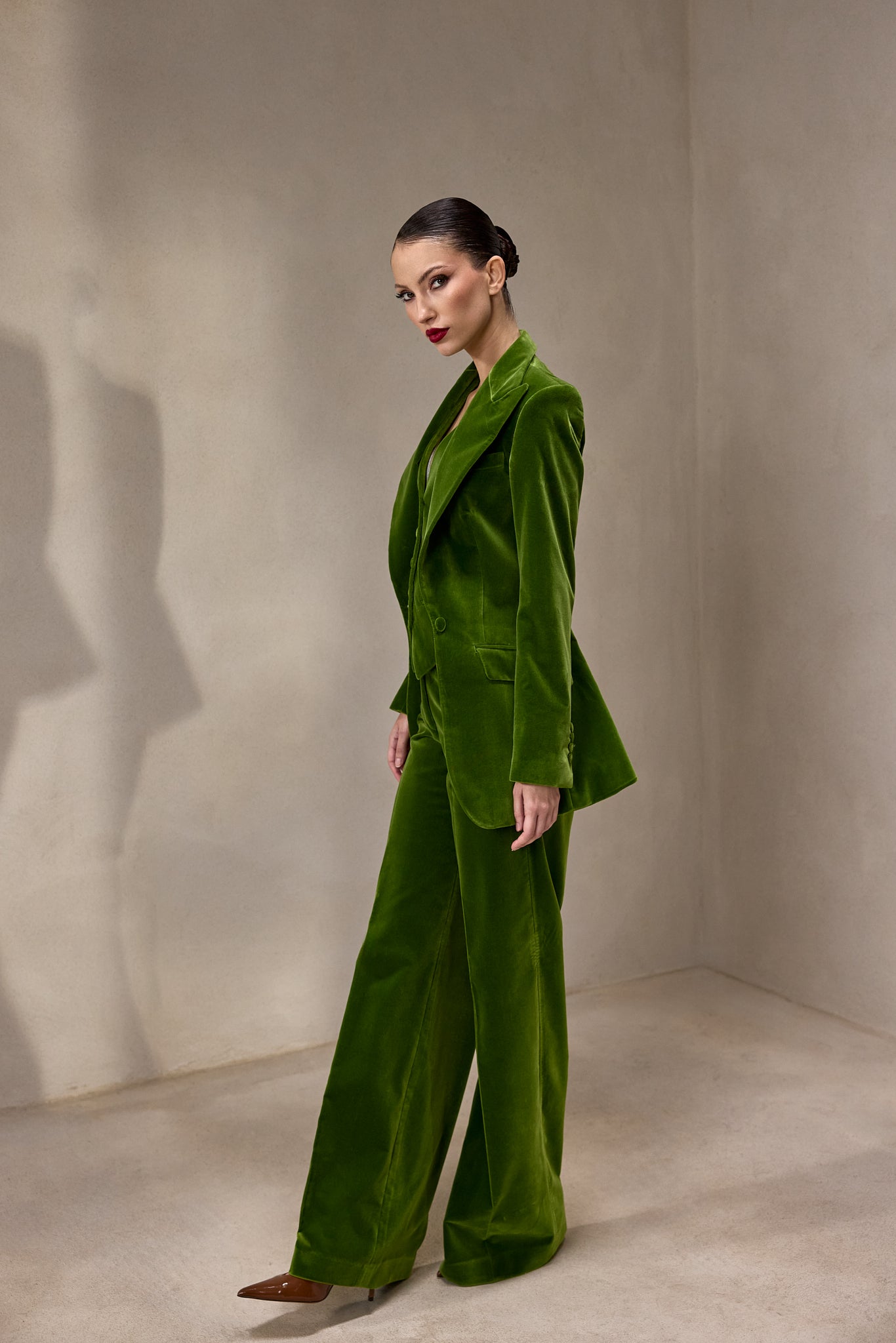 Costum verde 3 piese Made to Measure FOR HER