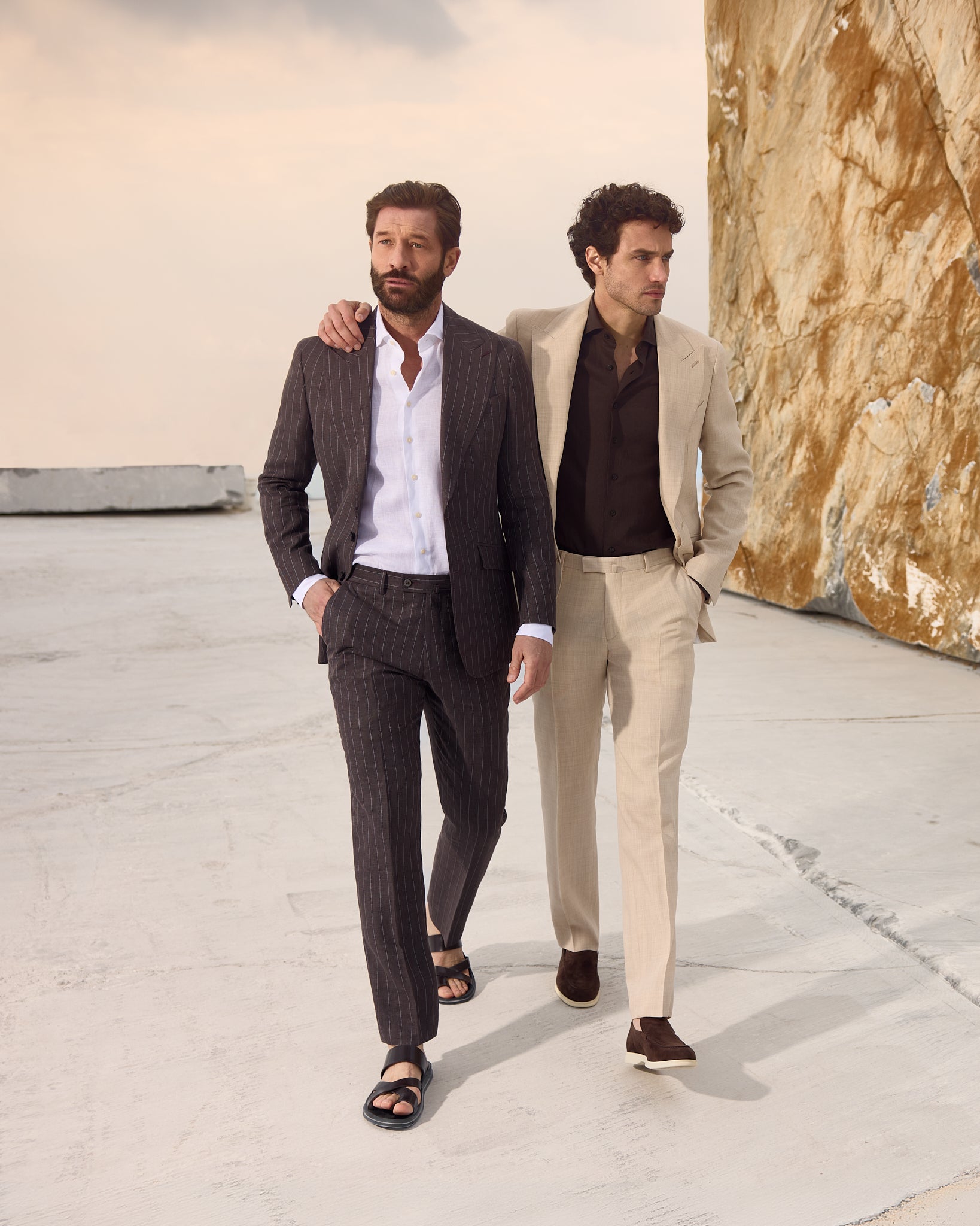 Costum maro Made to Measure, tesatura Summertime by Loro Piana