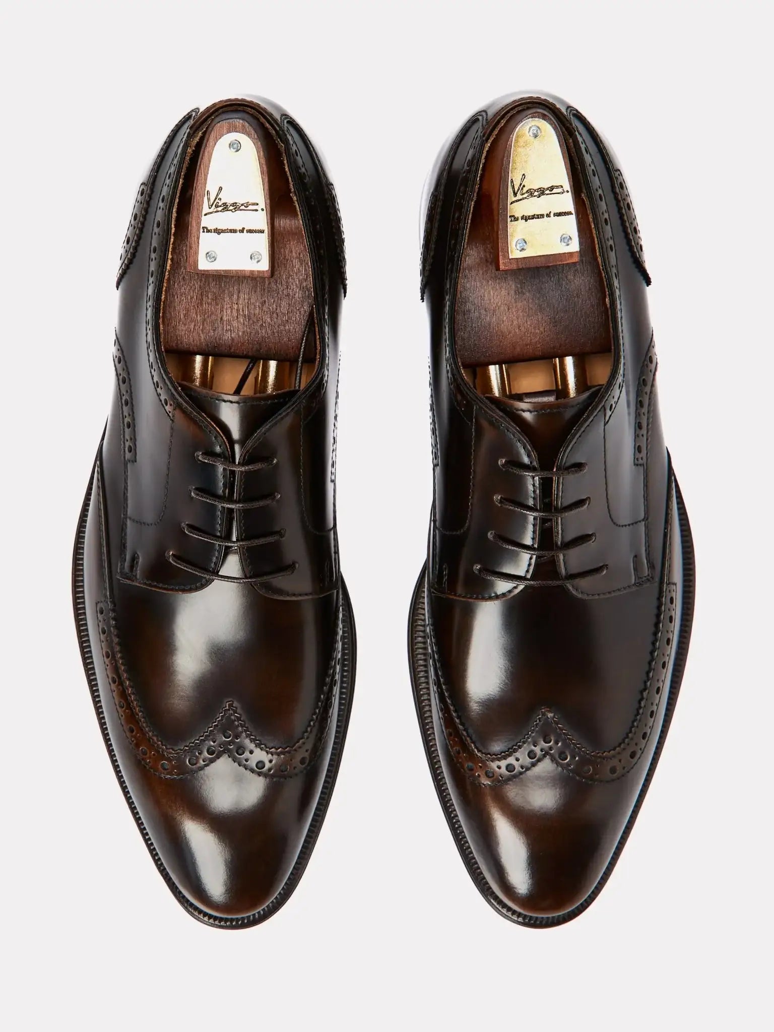 Pantofi derby maro cu detalii brogue