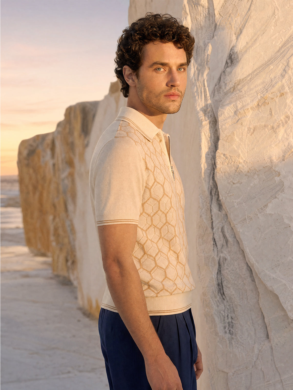 Tricou Polo bej hexagon matase&bumbac