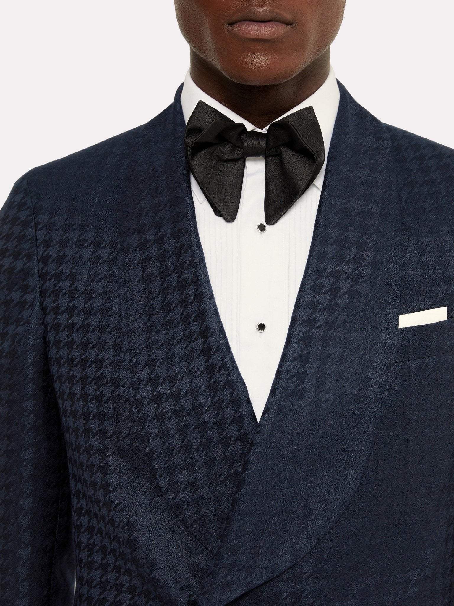 White tuxedo shirt with pleats