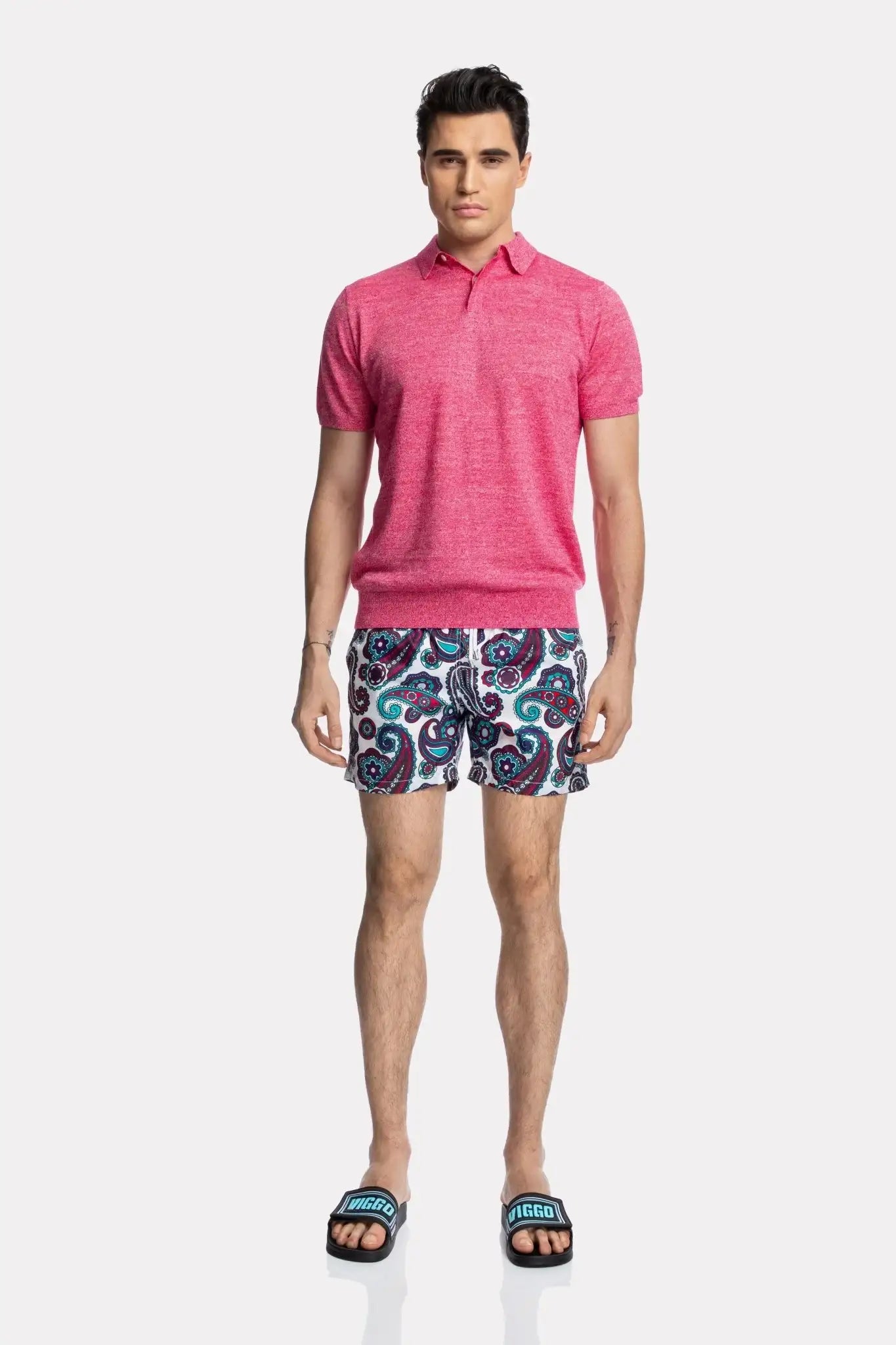 Pantaloni scurti de baie cu imprimeu multicolor