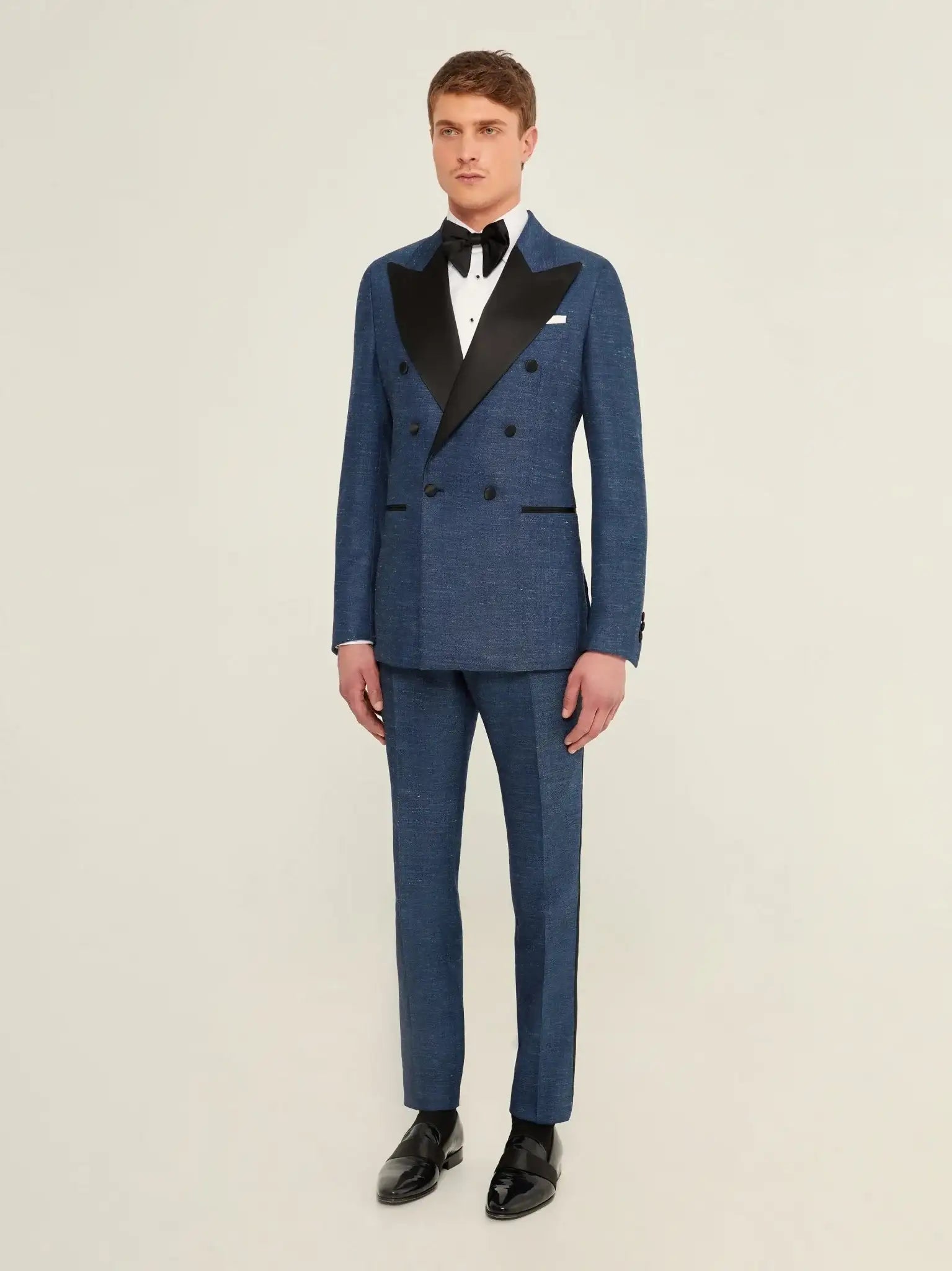 Tuxedo made of wool, silk and linen