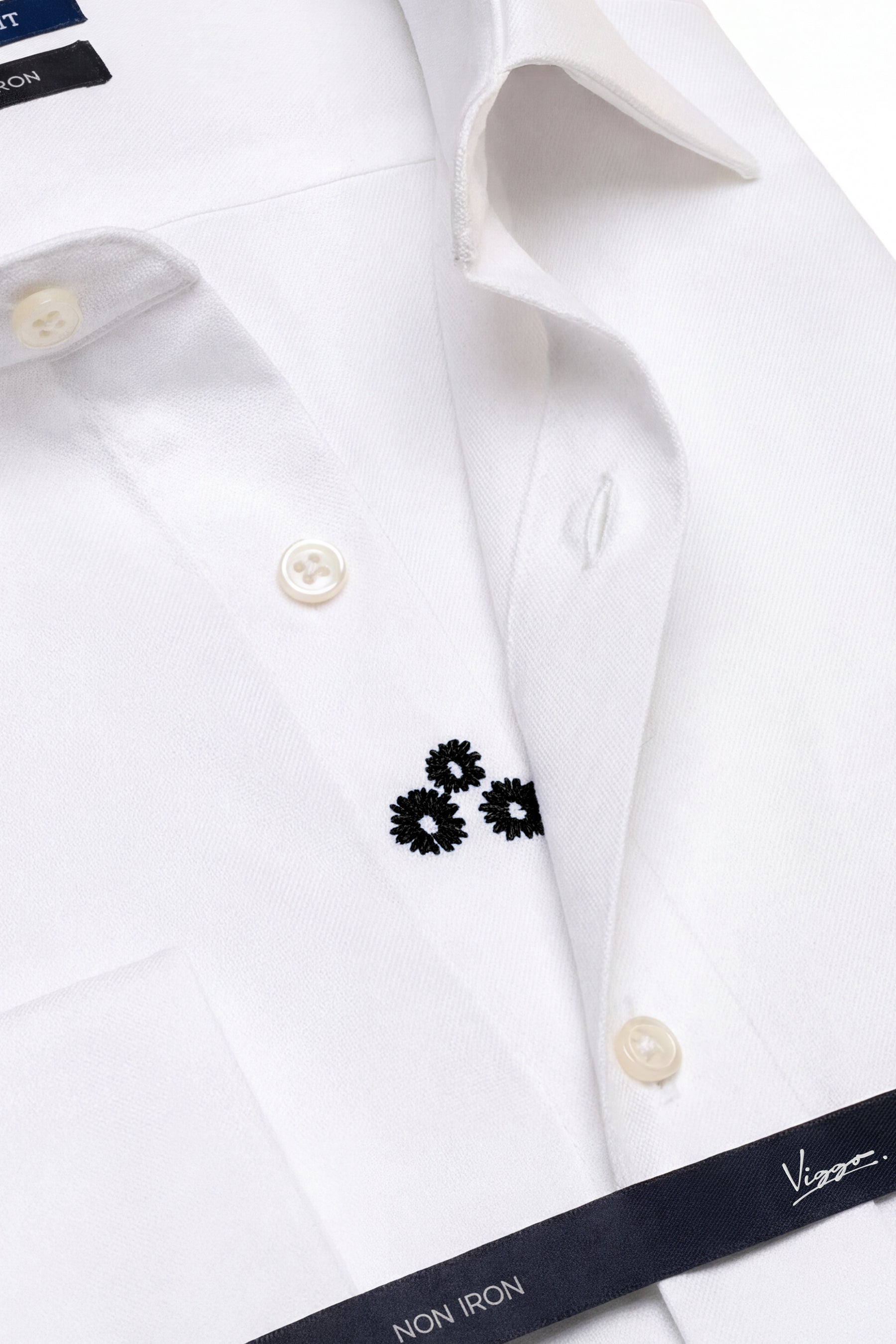 Camasa alba non iron cu floare ascunsa neagra