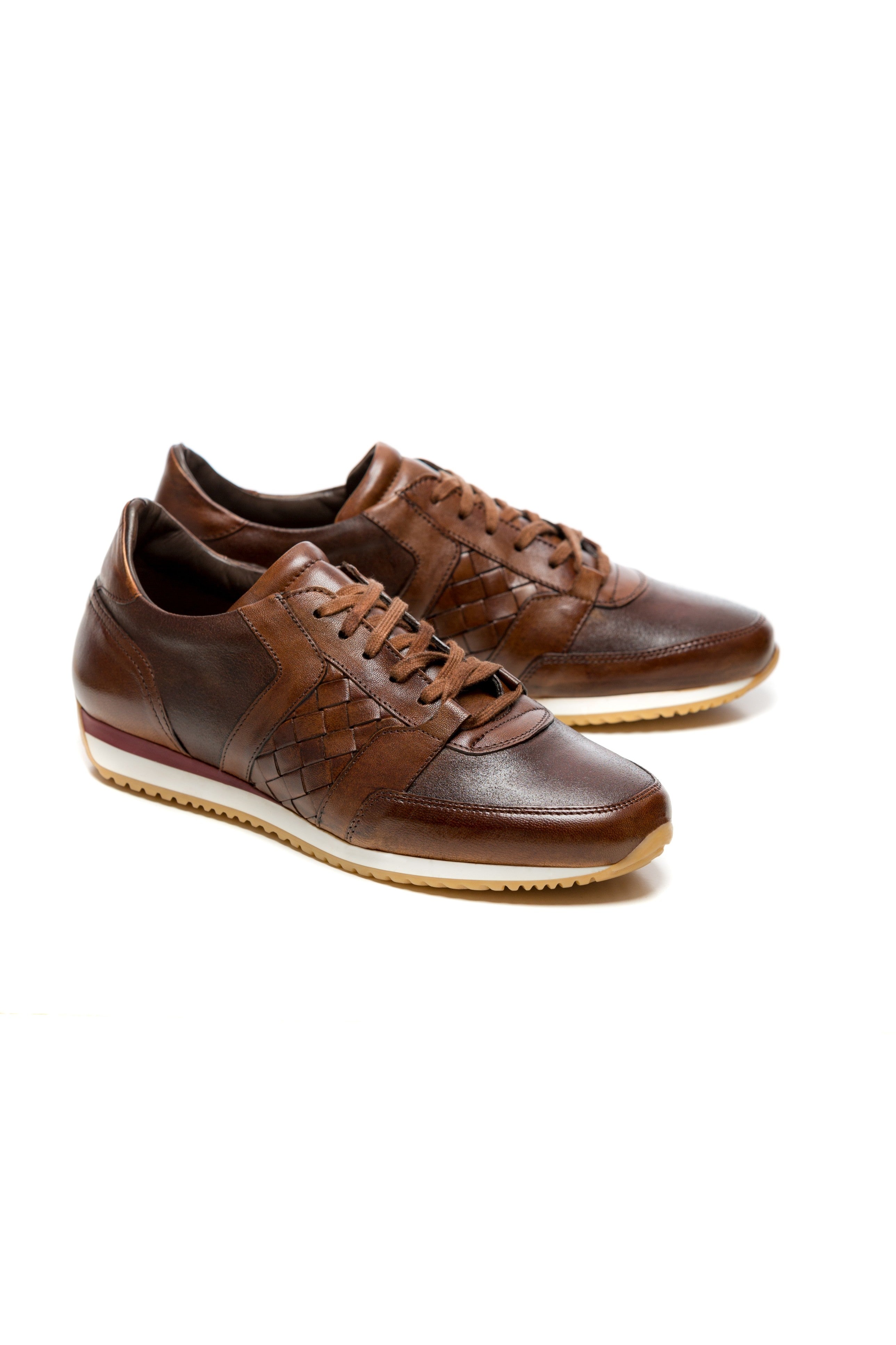 Brown Leather Shoes With Braid