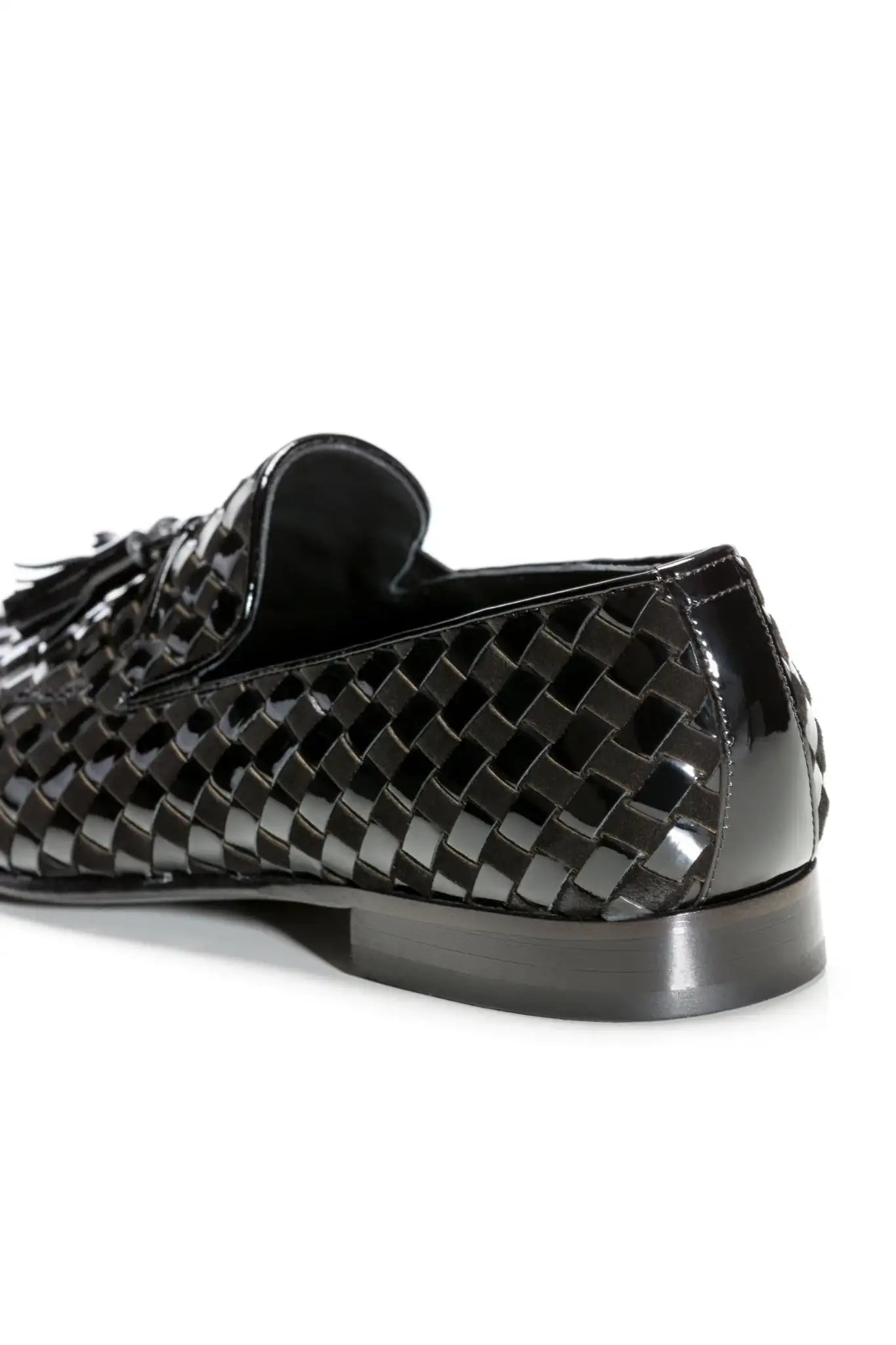 Pantofi tuxedo impletiti cu ciucuri