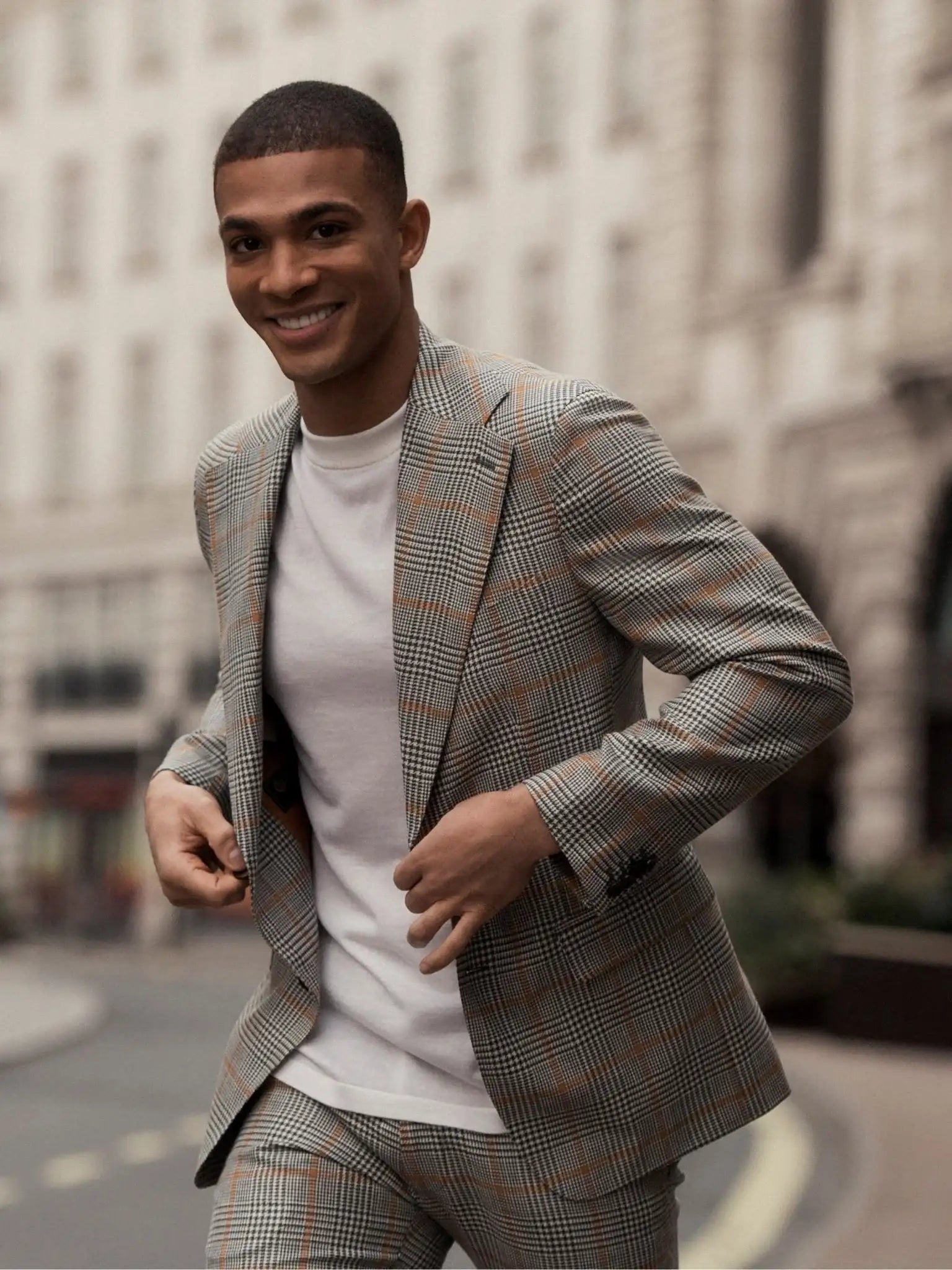 White T-shirt made of natural silk and merino wool