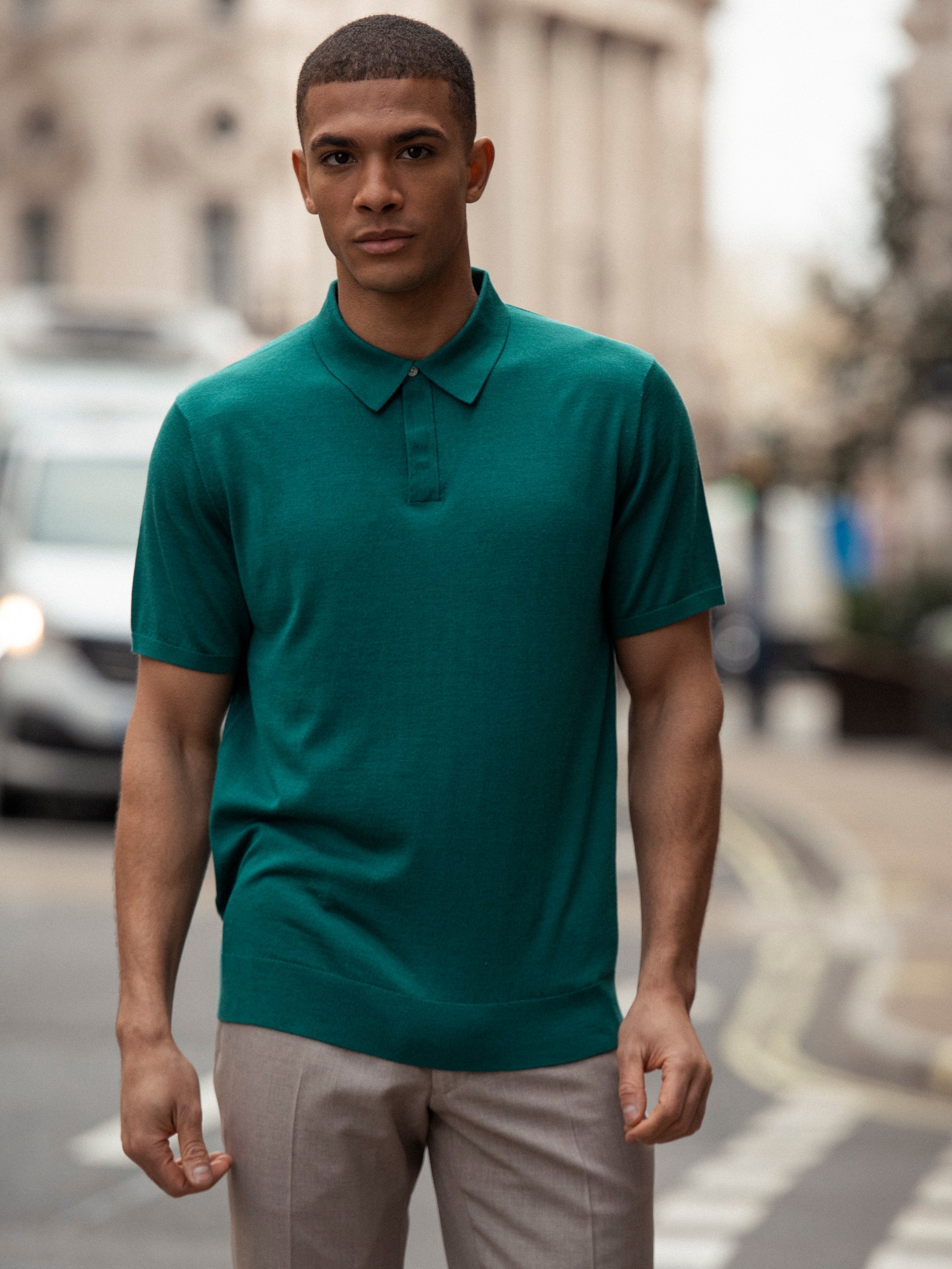 Green polo shirt made of natural silk and merino wool