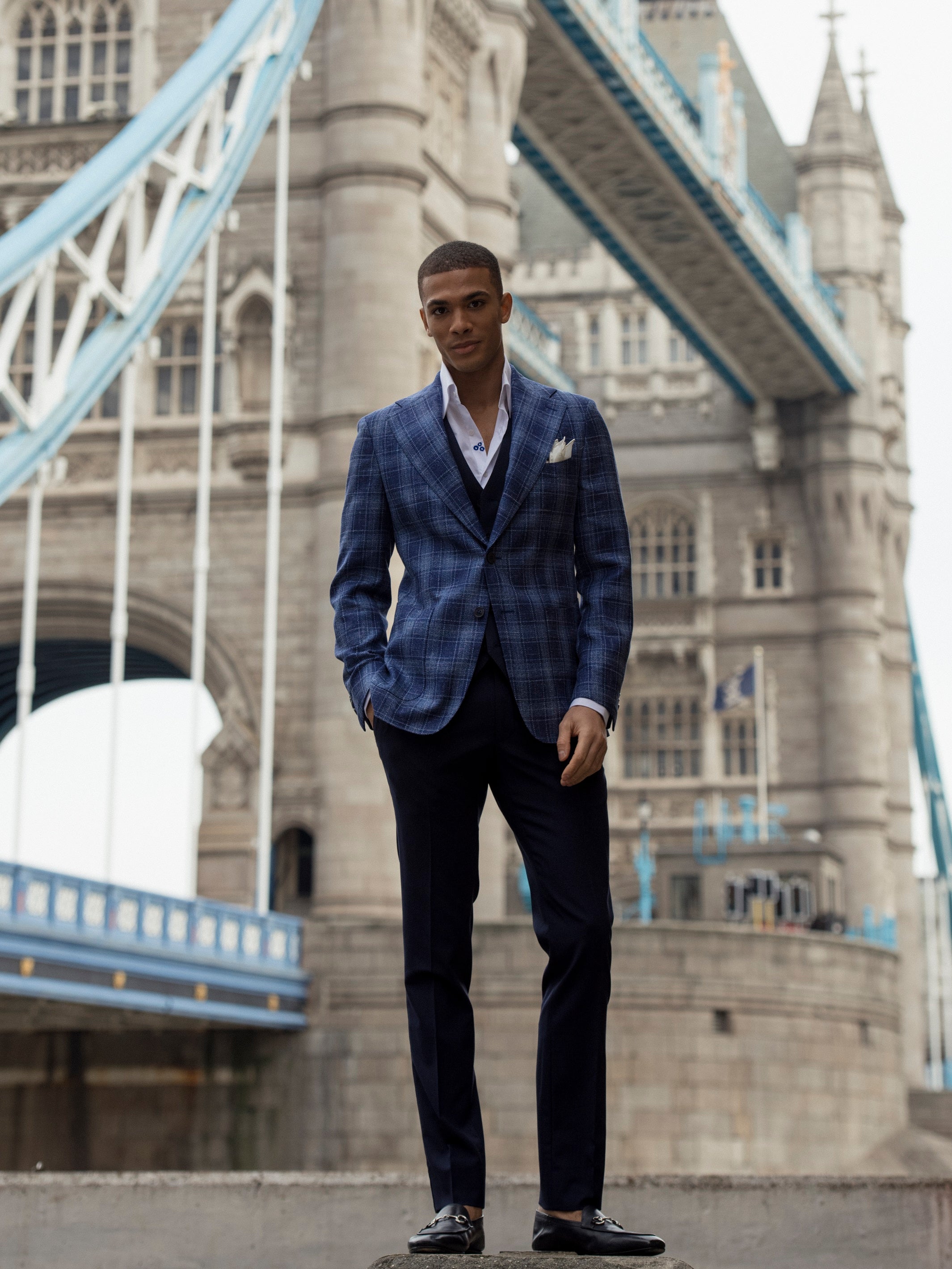 Sacou navy check, tailored fit