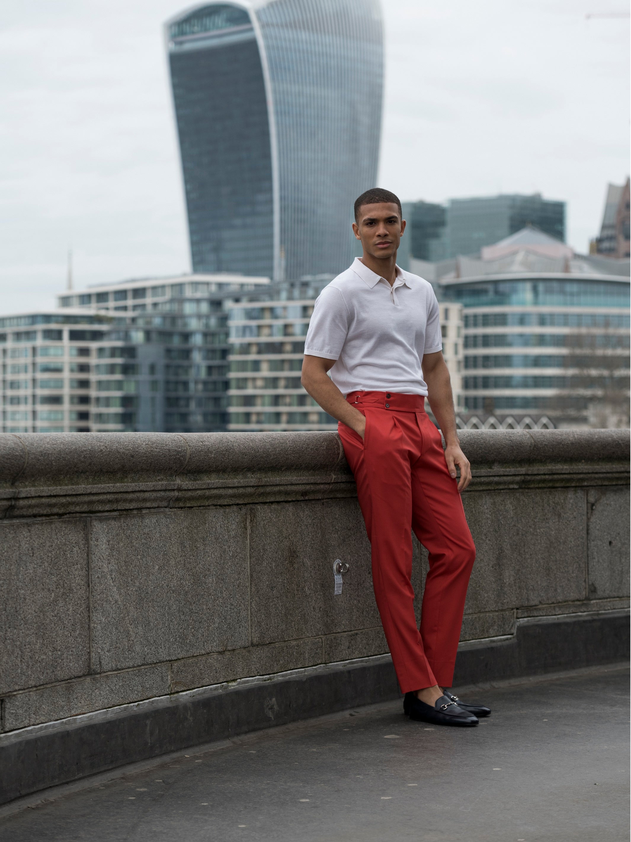 White polo shirt made of natural silk and merino wool