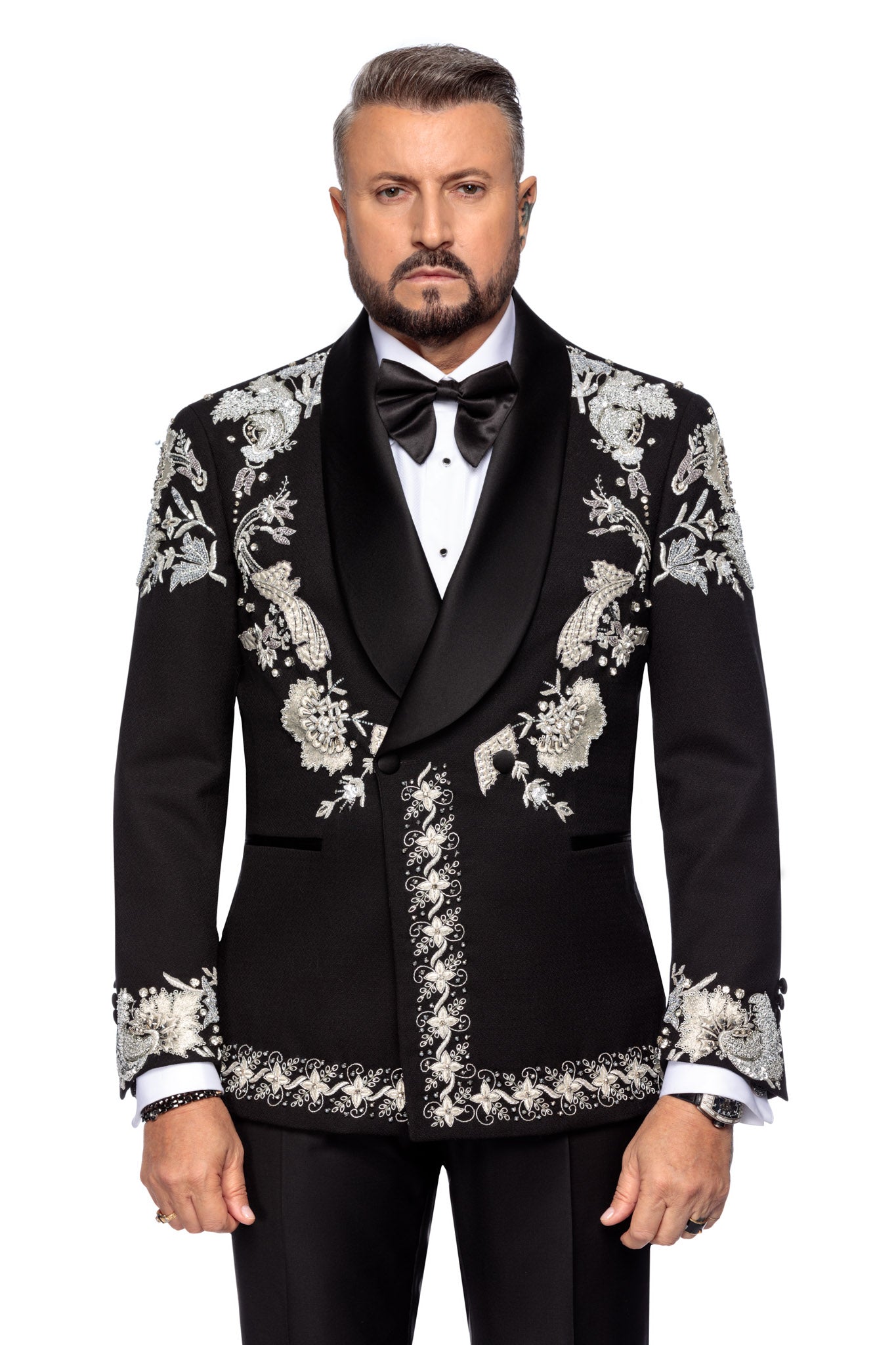 Sacou smoking made to measure cu broderie manuala la doua randuri de nasturi