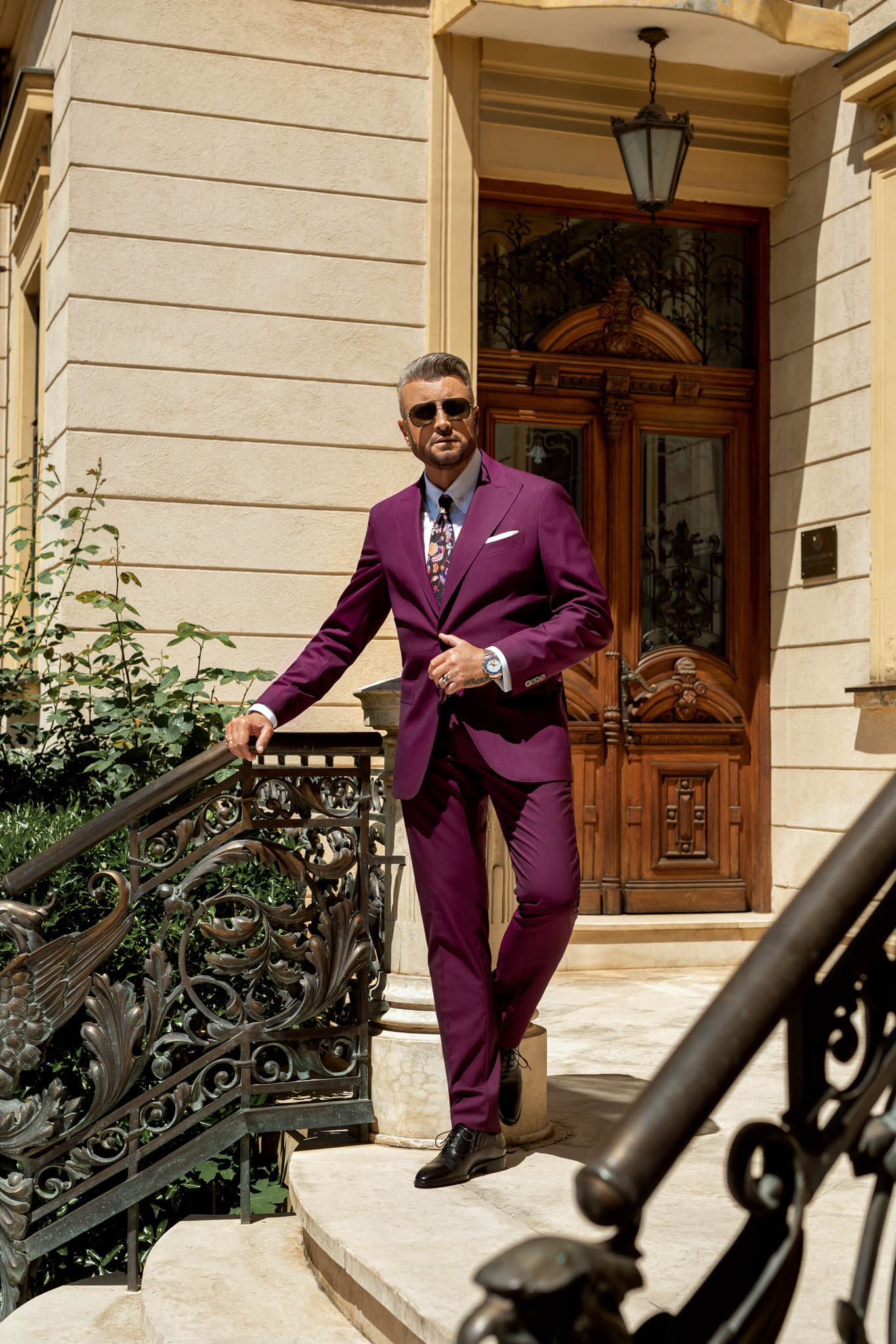 Textured purple two-piece suit, tailored fit