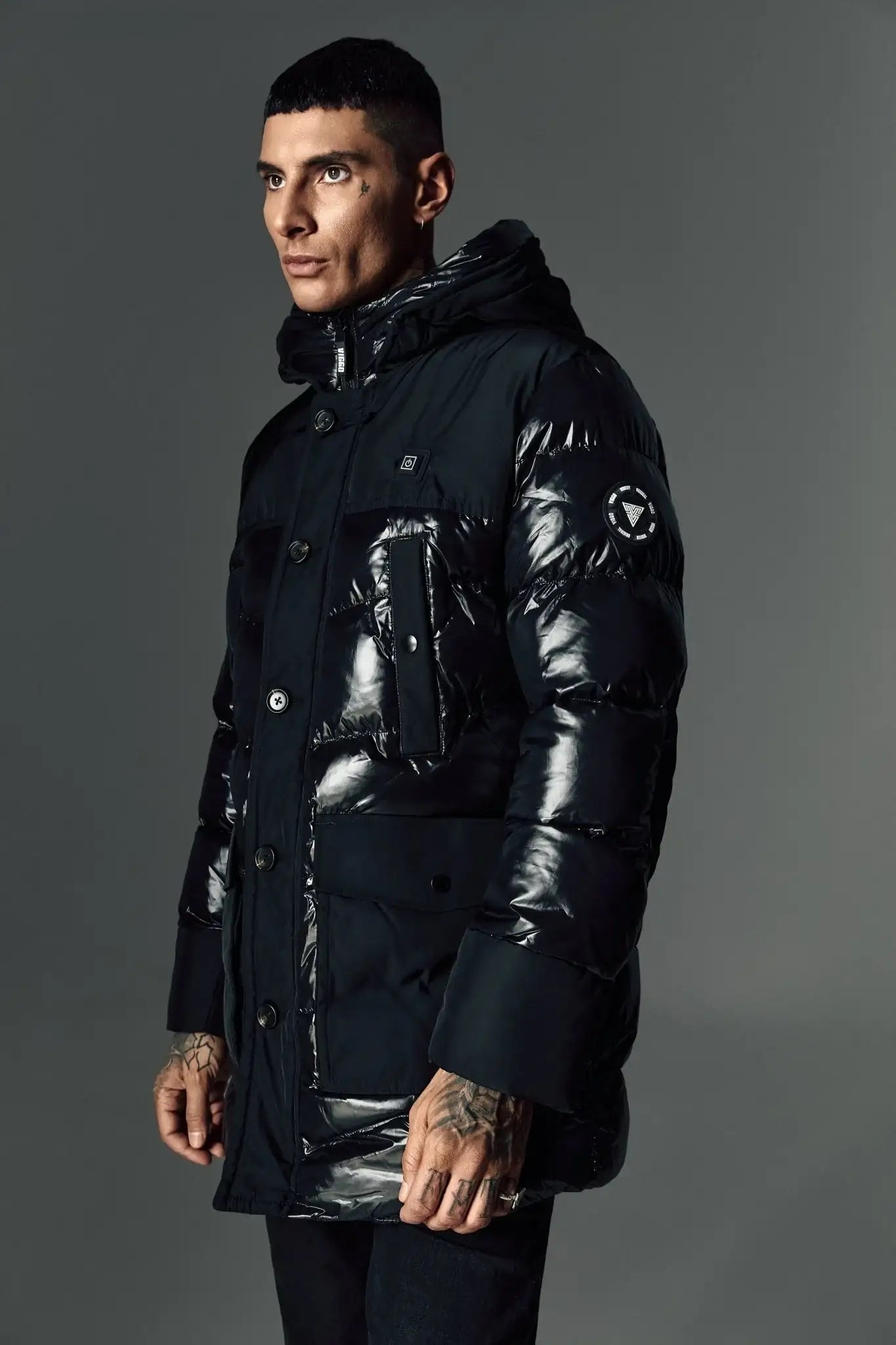 Geaca neagra lunga, cu incalzire