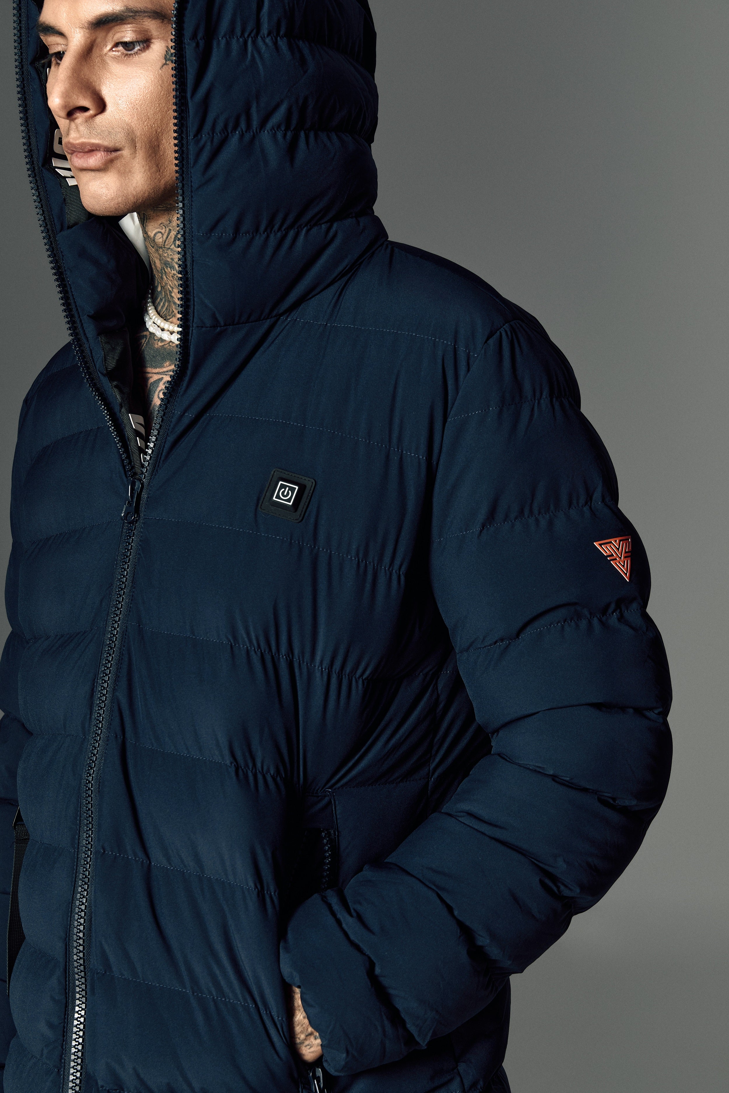 Long navy jacket with heating and removable accessories