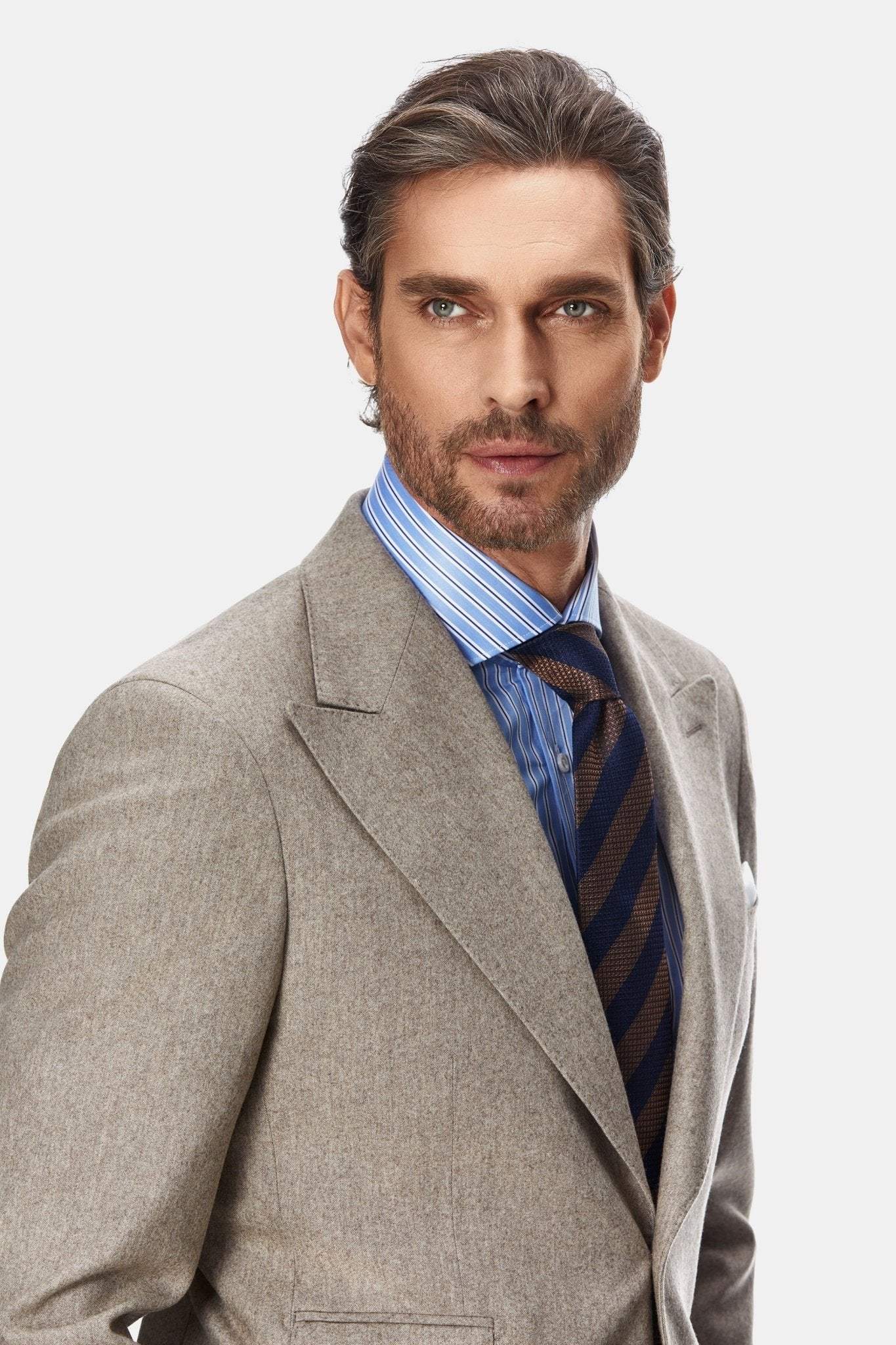 Camasa bleu cu dungi albe si bleumarin