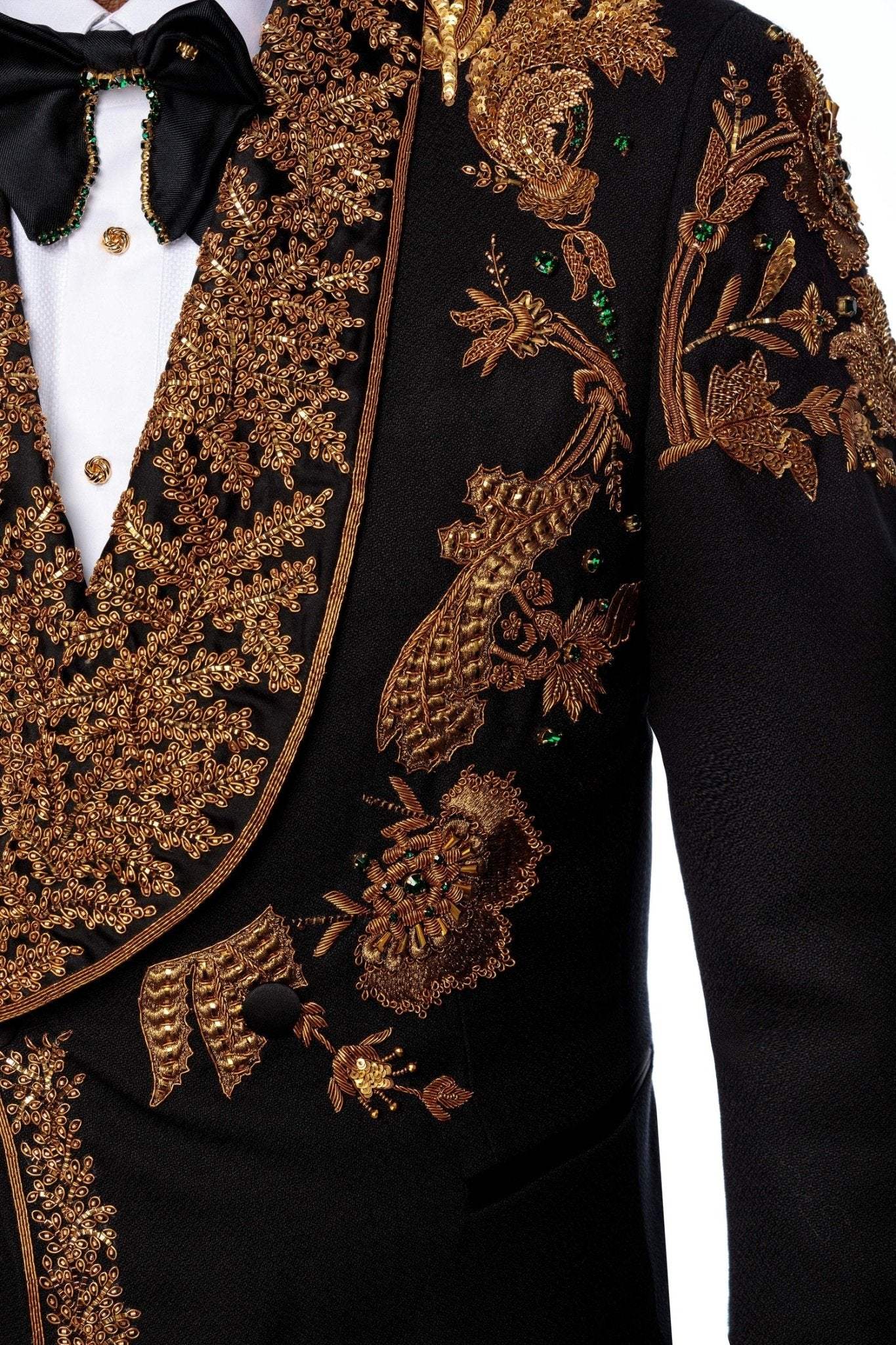 Wool tuxedo jacket with manual bronze embroidery on two rows of buttons