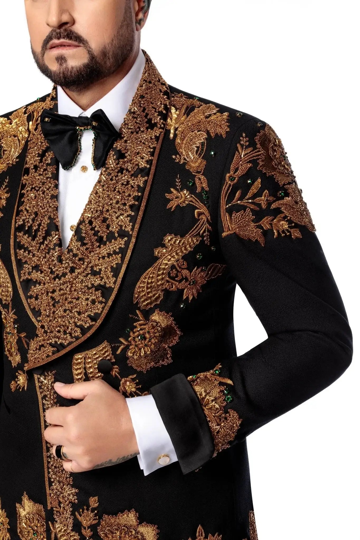 Wool tuxedo jacket with manual bronze embroidery on two rows of buttons