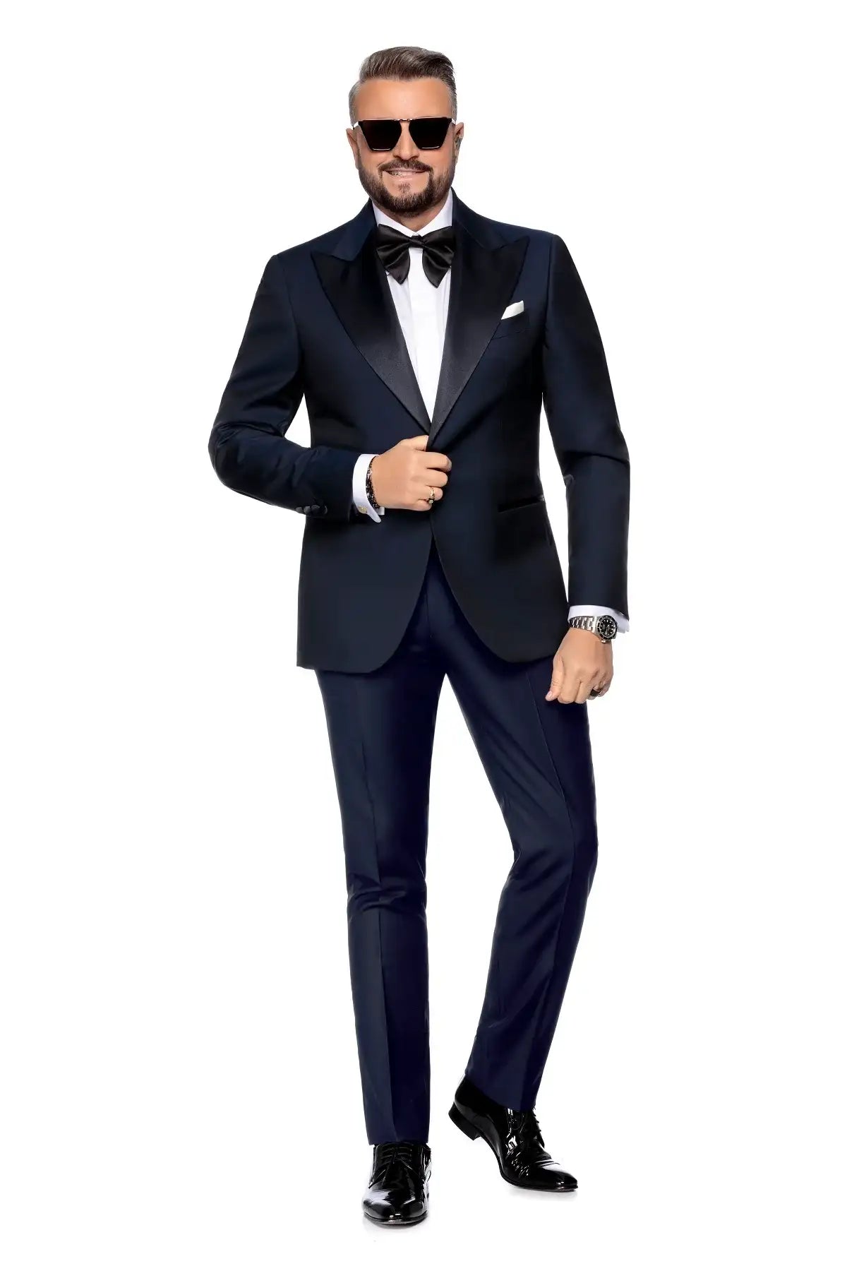 Tuxedo bleumarin
