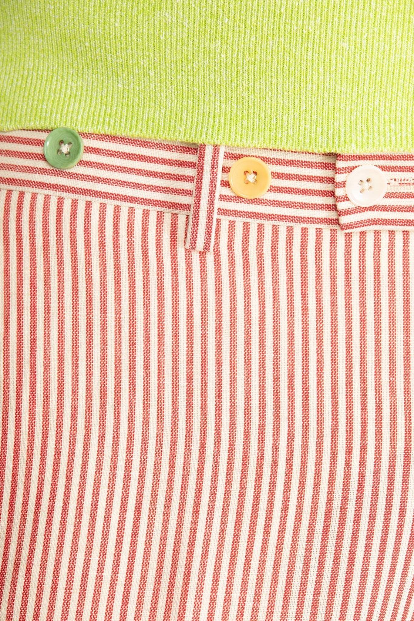 Pantalon Scurt Casual Rosu Cu Dungi Crem