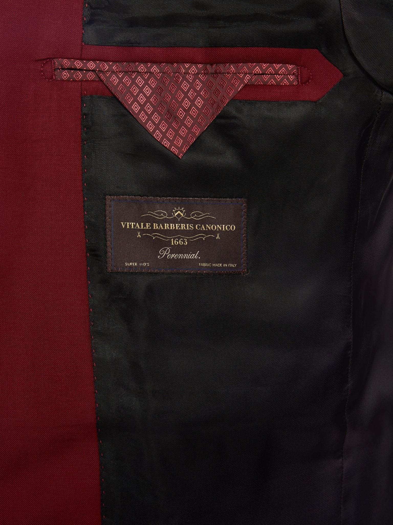 Costum trei piese burgundy, tailored fit