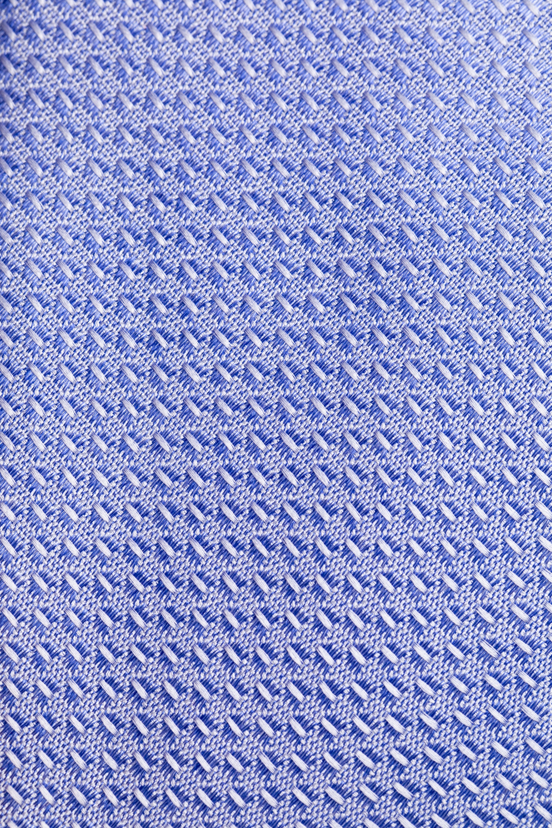 Textured blue silk tie