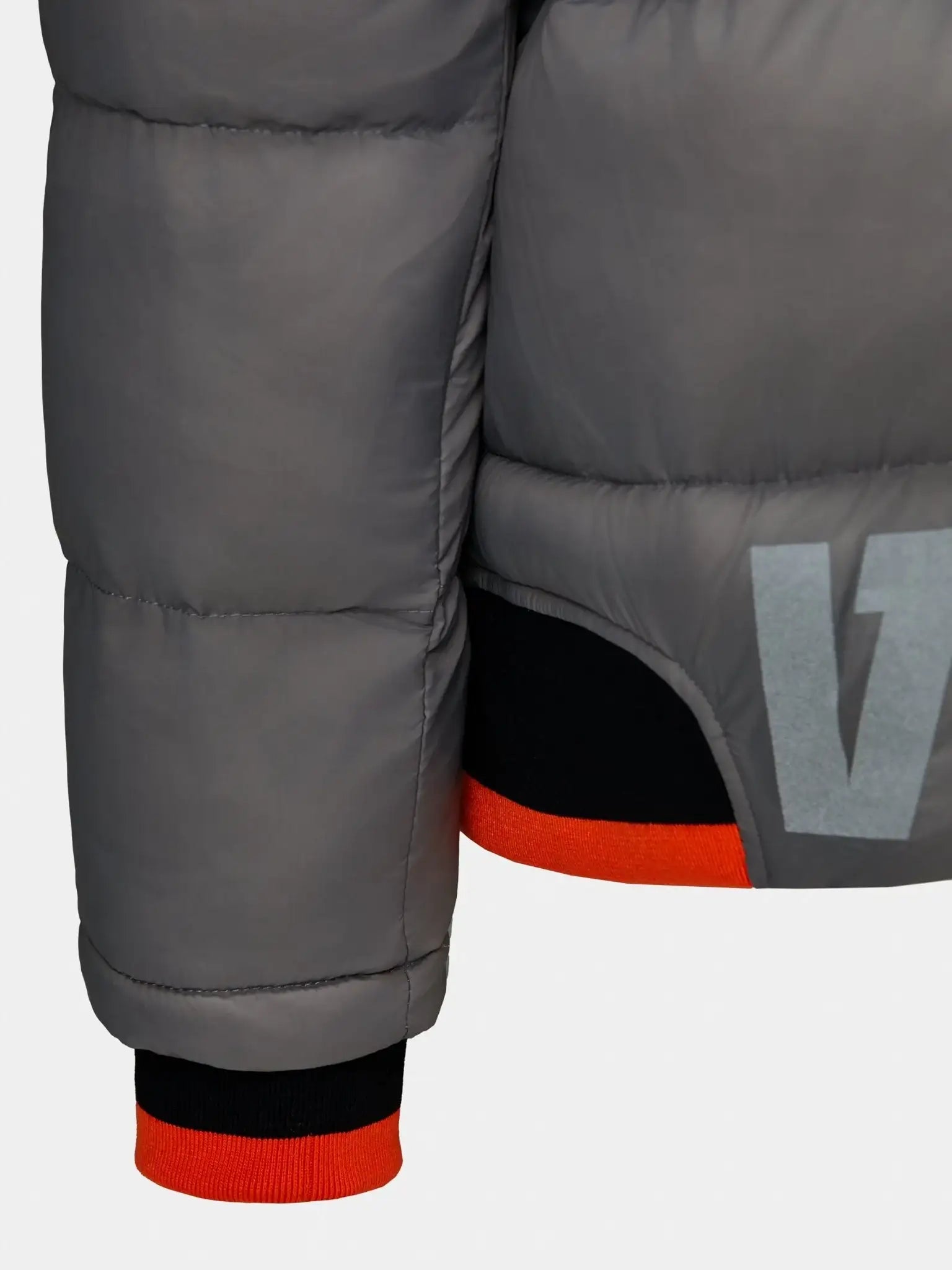 Geaca gri cu incalzire si accesorii detasabile