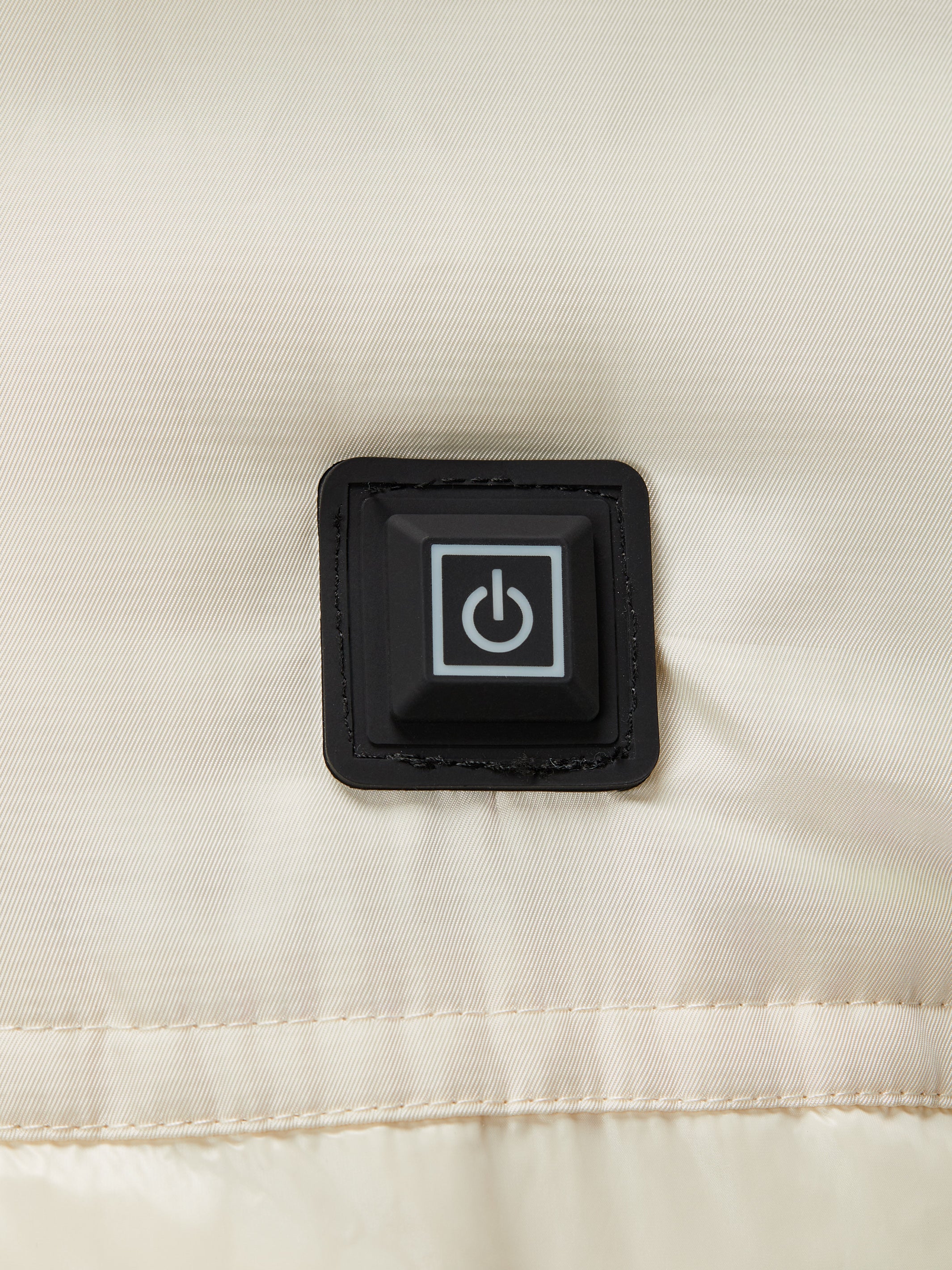 Long white jacket, with heating