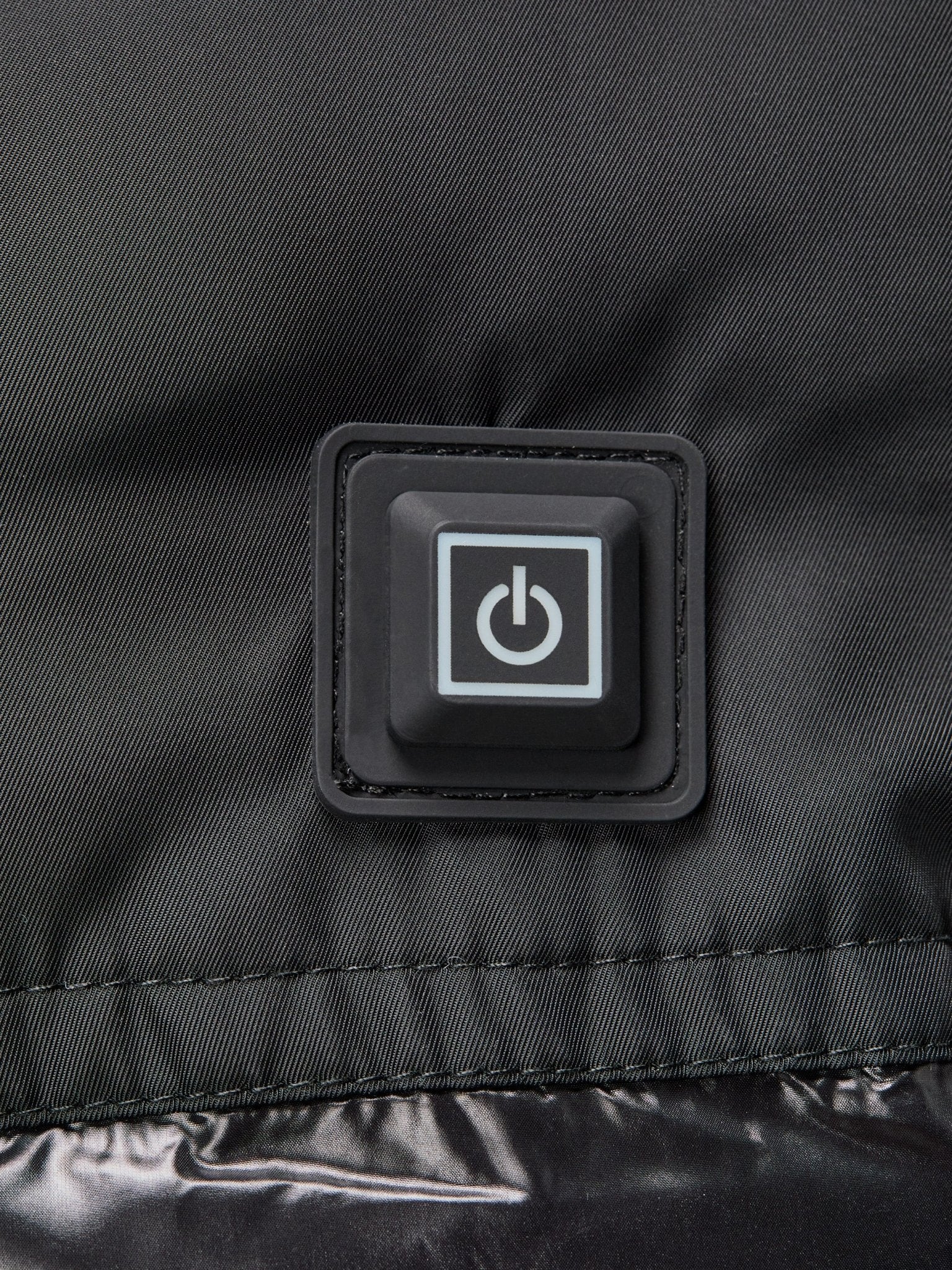 Geaca neagra lunga, cu incalzire - Viggo